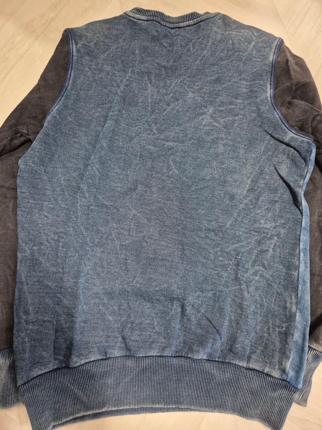 정품 디젤 빈티지 패치워크 맨투맨 상품이미지6