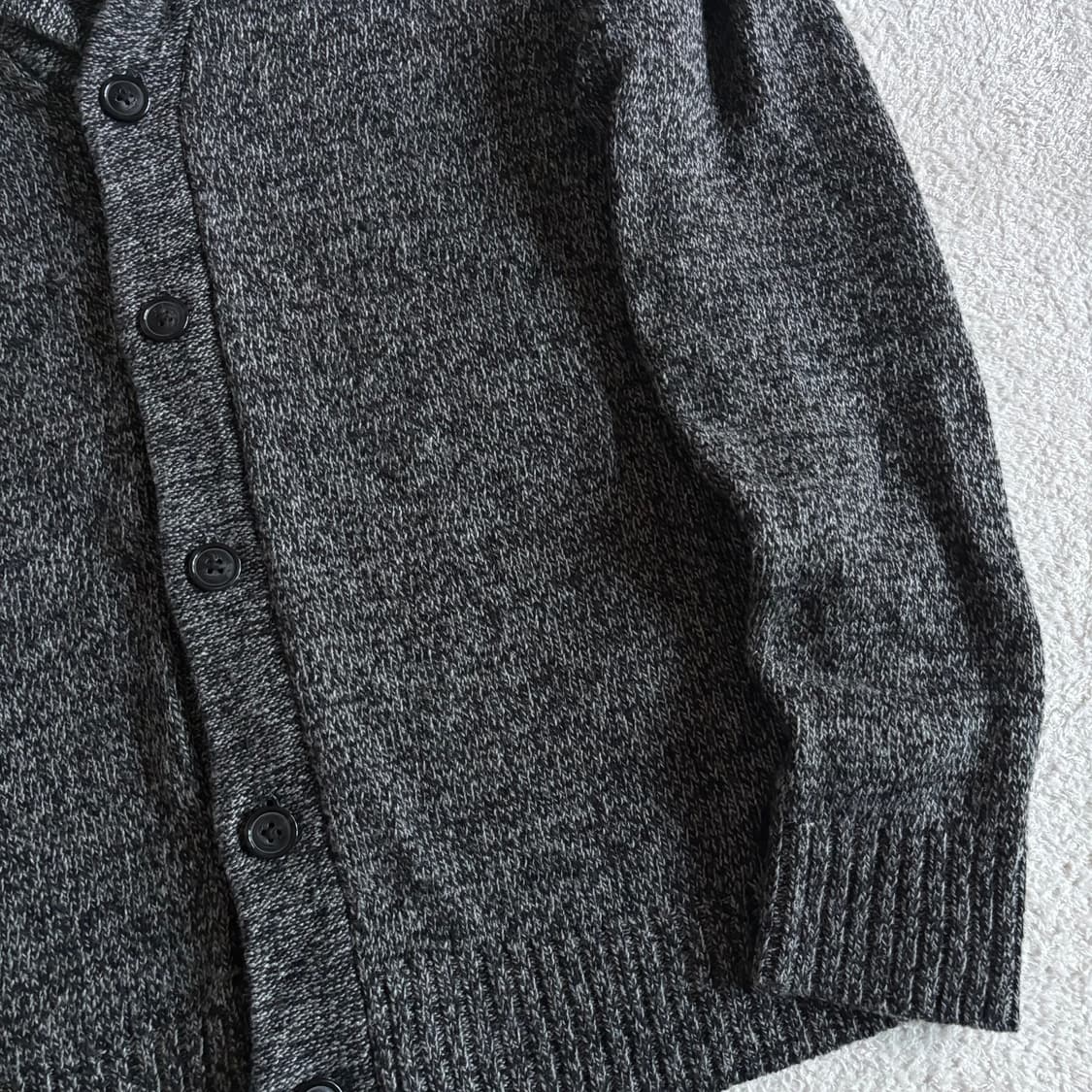 일본빈티지 old navy 무채색 차콜 니트 가디건 상품이미지4