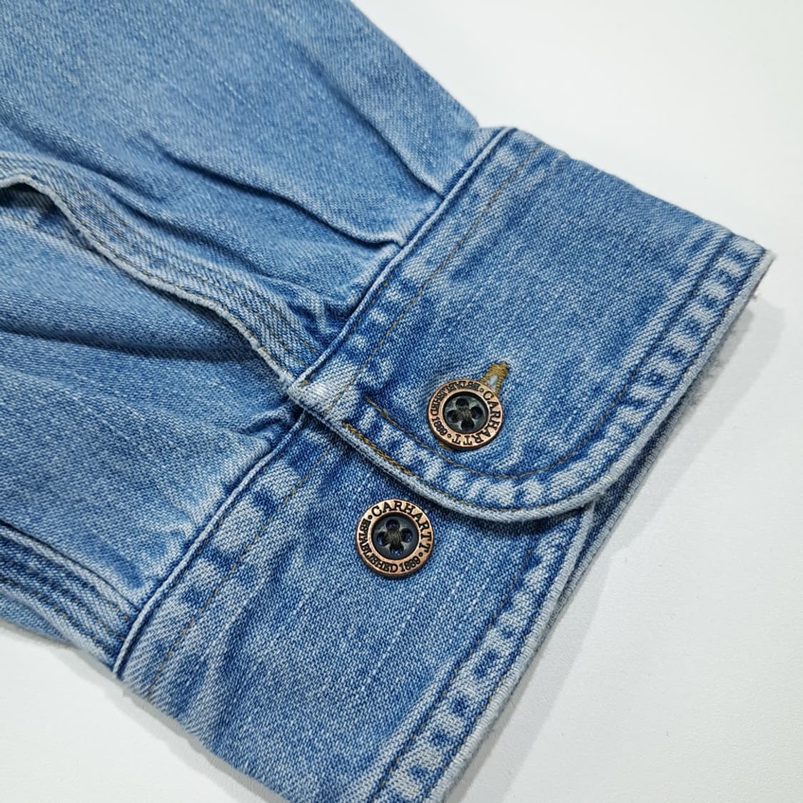 CL233 XL 칼하트 00s 스톤워시 연청 데님셔츠 남방 상품이미지6