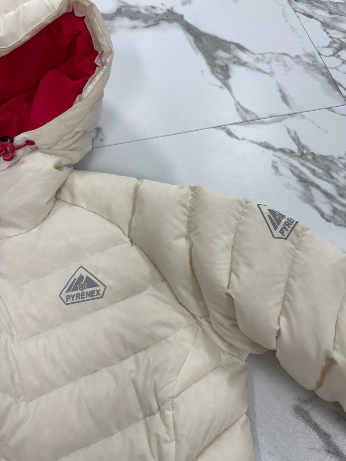Pyrenex 피레넥스 경량 패딩 다운 자켓 상품이미지3