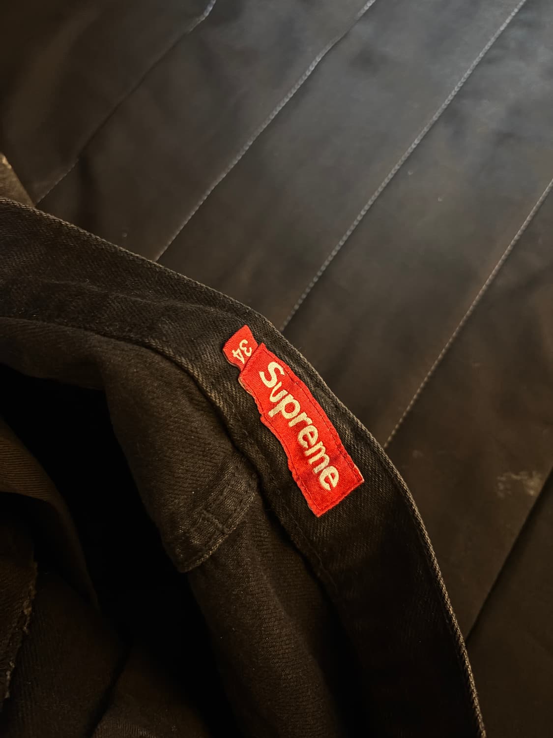 슈프림 셀비지 루즈핏 디스트레스드 진 블랙 34 상품이미지7