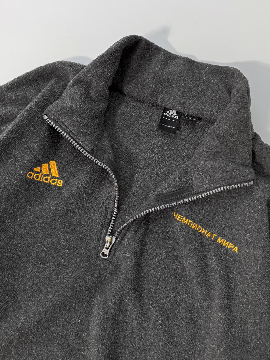 아디다스 x 고샤루브친스키 18fw 오버사이즈 하프집 플리스 자켓 상품이미지4