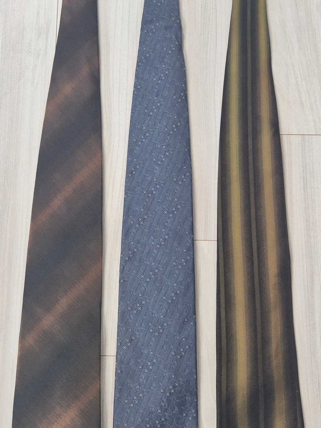 발레시아가 파코라반 넥타이 3개 상품이미지2