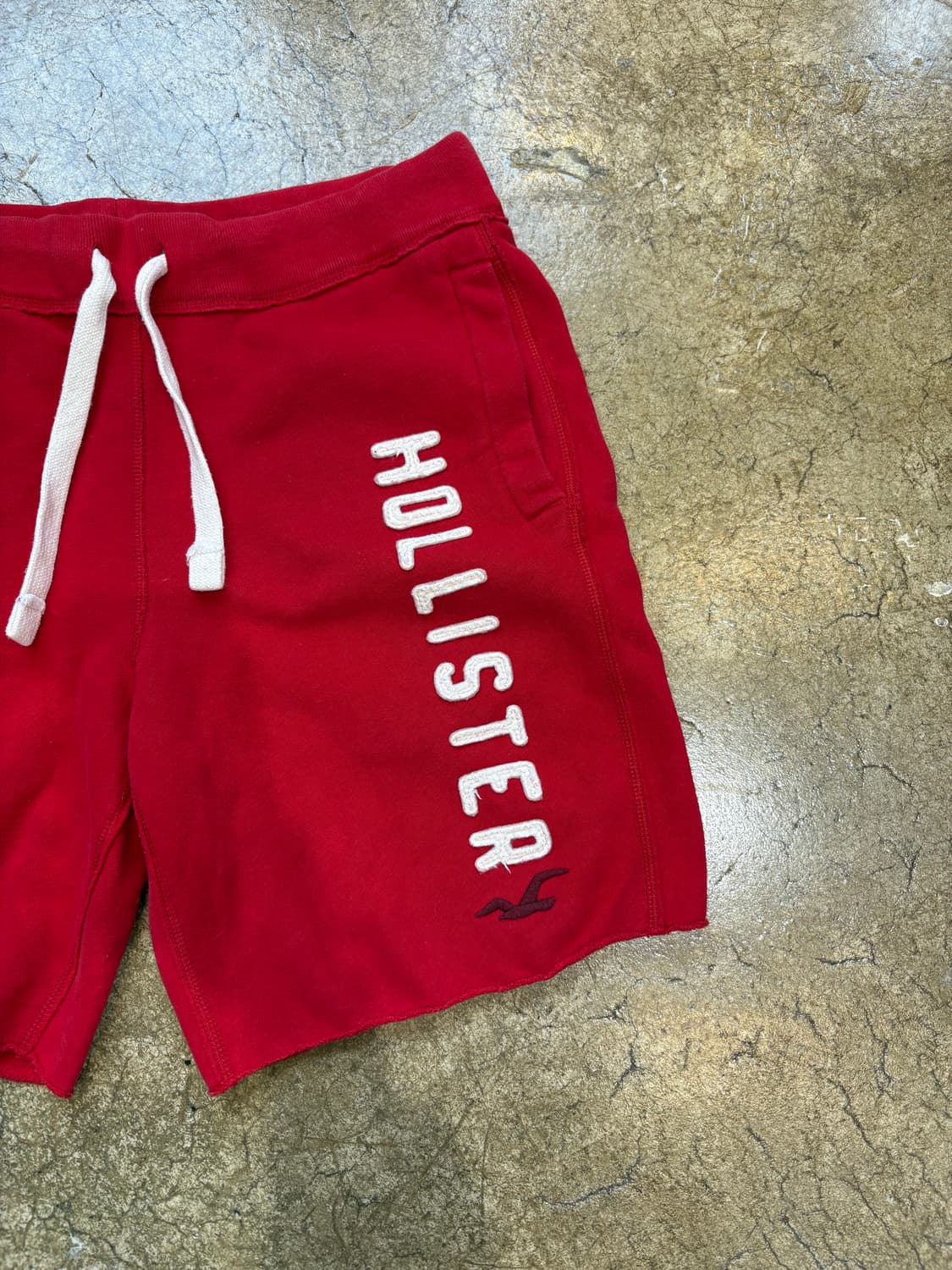 홀리스터 레드 스웻 반바지 상품이미지2
