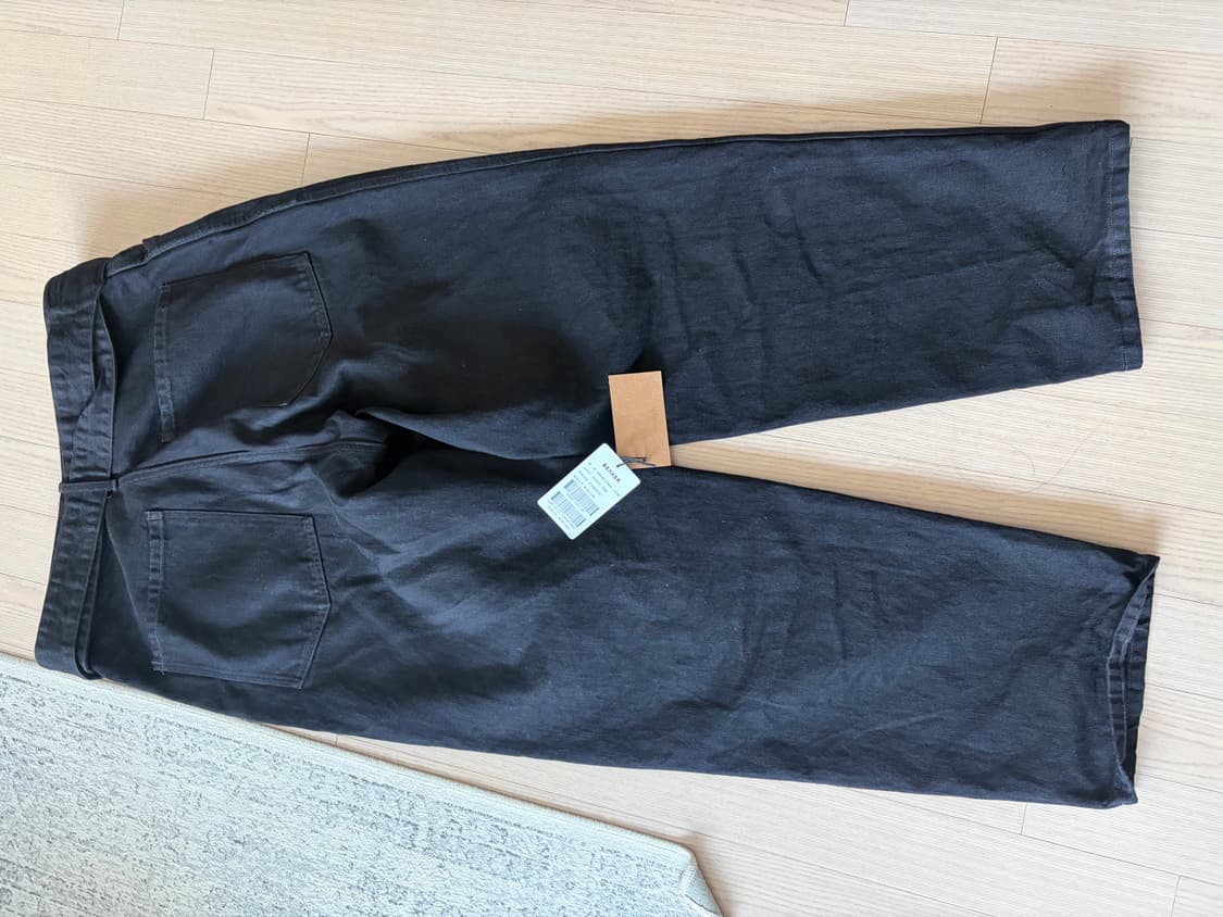 코모리 벨티드 데님 블랙 상품이미지1