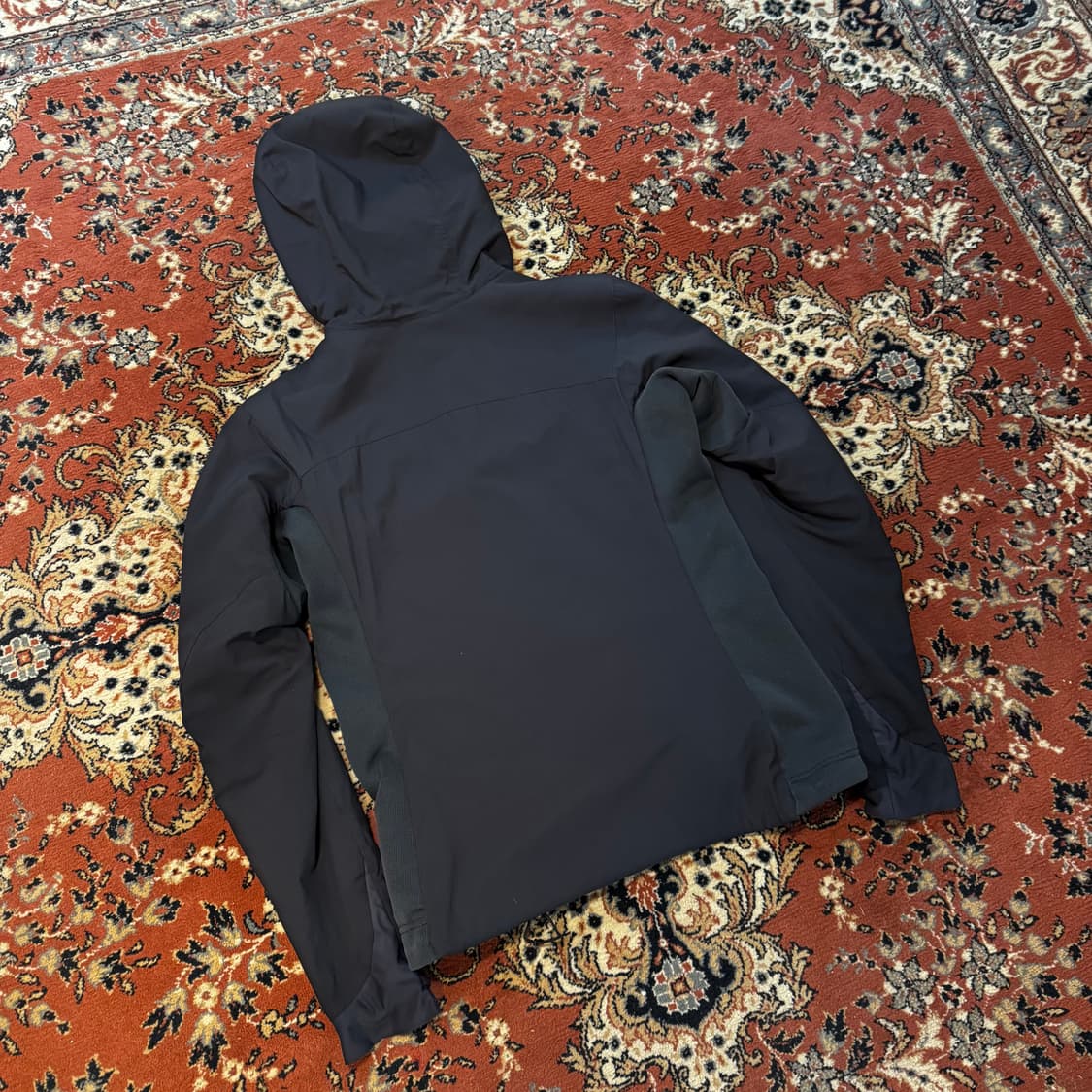 아크테릭스 아톰LT 후디 블랙 (M) 상품이미지5