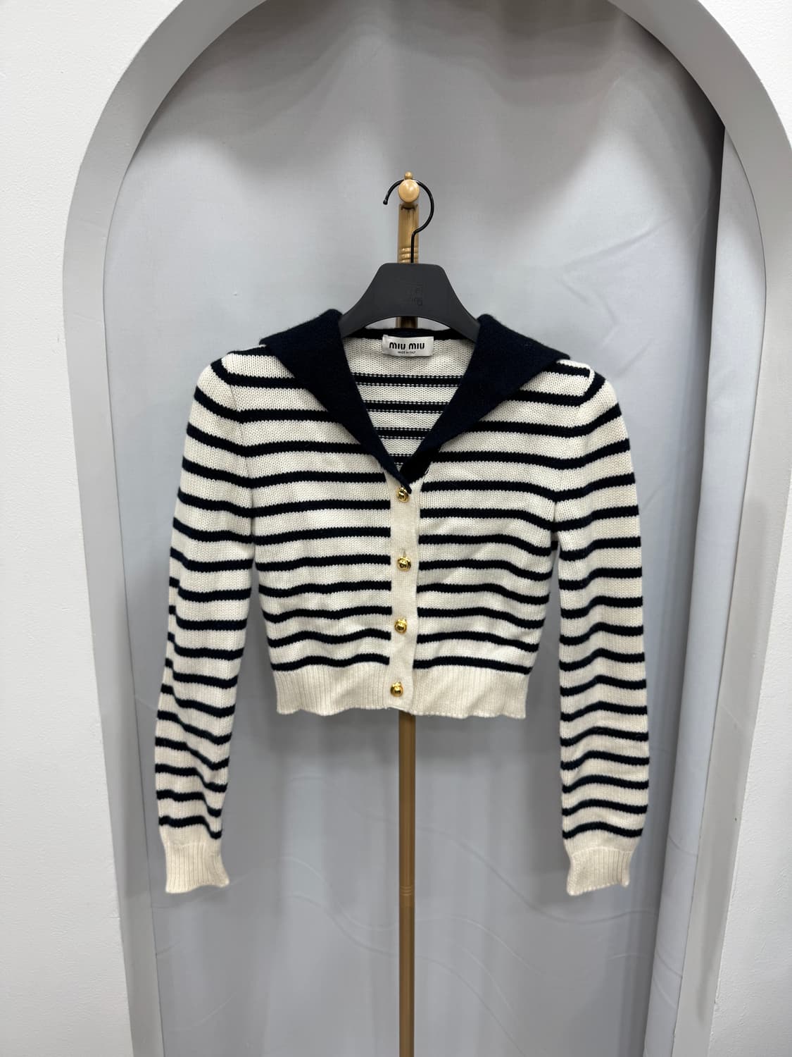 미우미우 스트라이프 캐시미어 가디건 38사이즈  상품이미지2