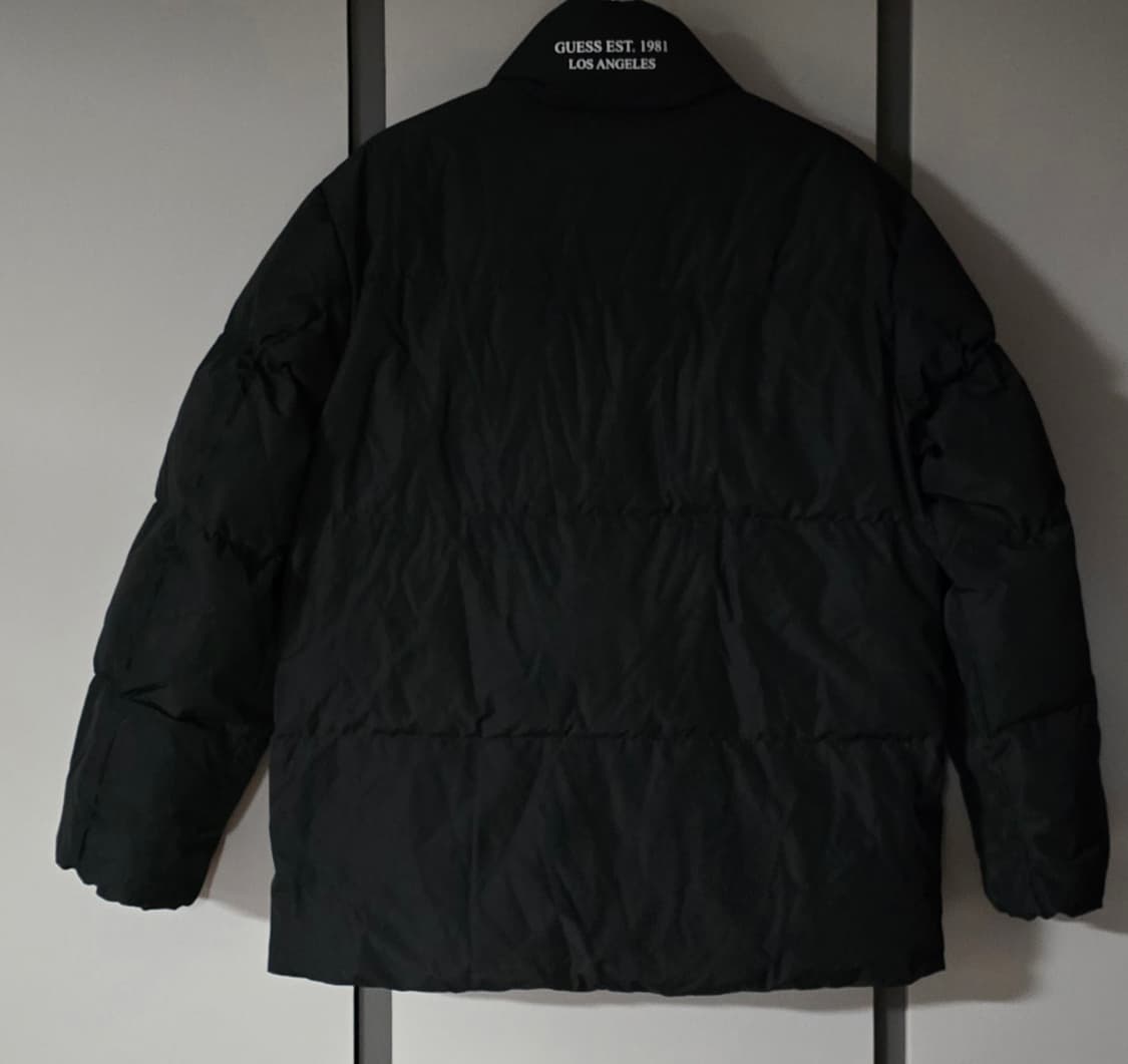 GUESS 게스 남자 덕다운 패딩점퍼.
싸이즈 95 m
 상품이미지4