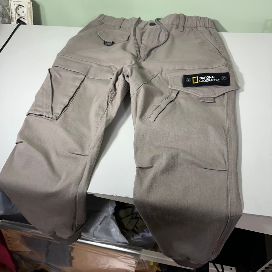 M 네셔널지오그래픽 레귤러핏 와펜로고 코튼 카고팬츠 상품이미지3
