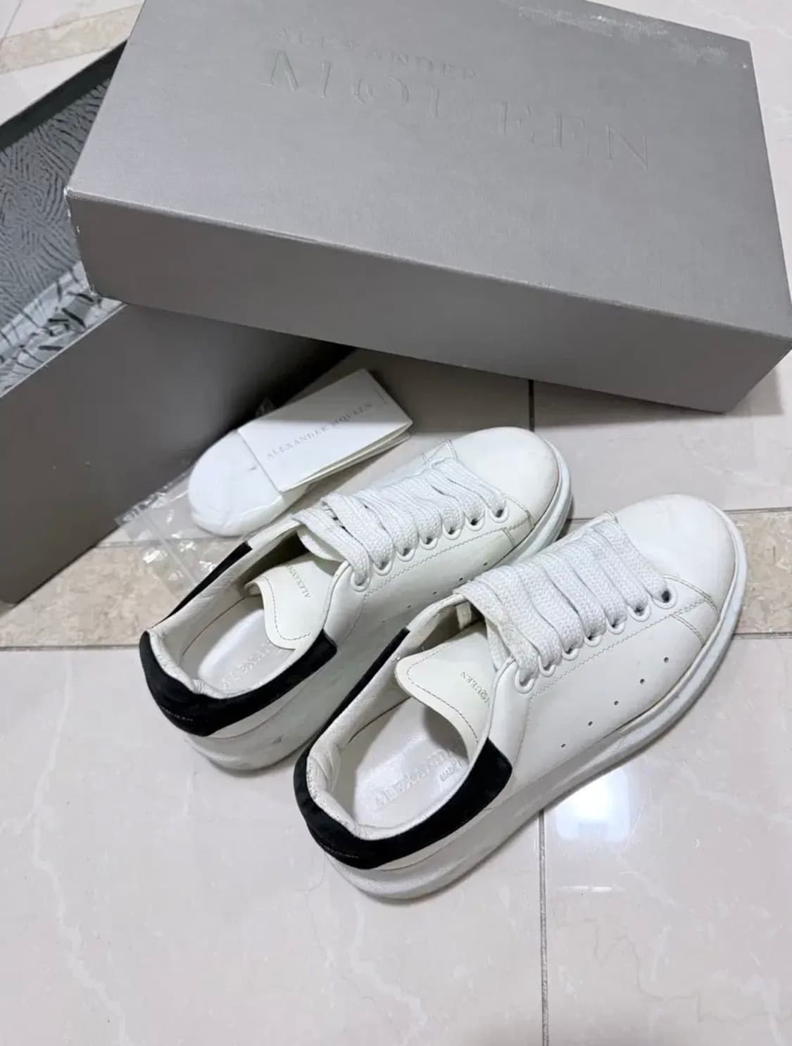 Alexander McQueen 알렉산더 맥퀸 36.5 상품이미지1