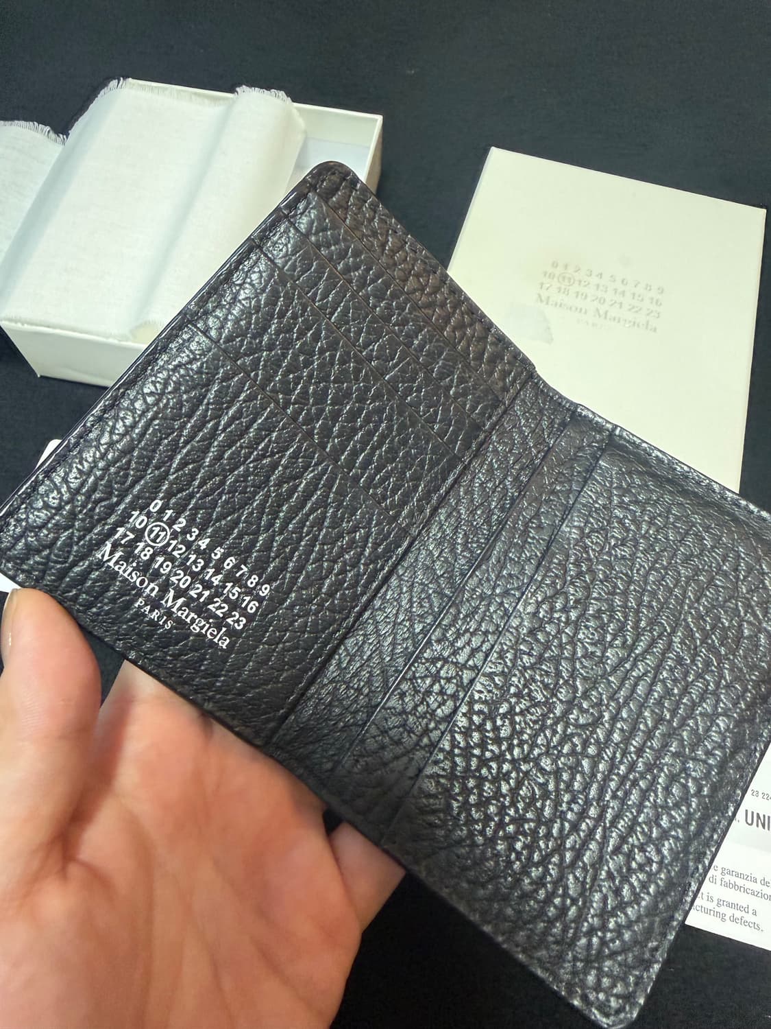 마르지엘라 가죽 카드 지갑 풀박스 상품이미지2