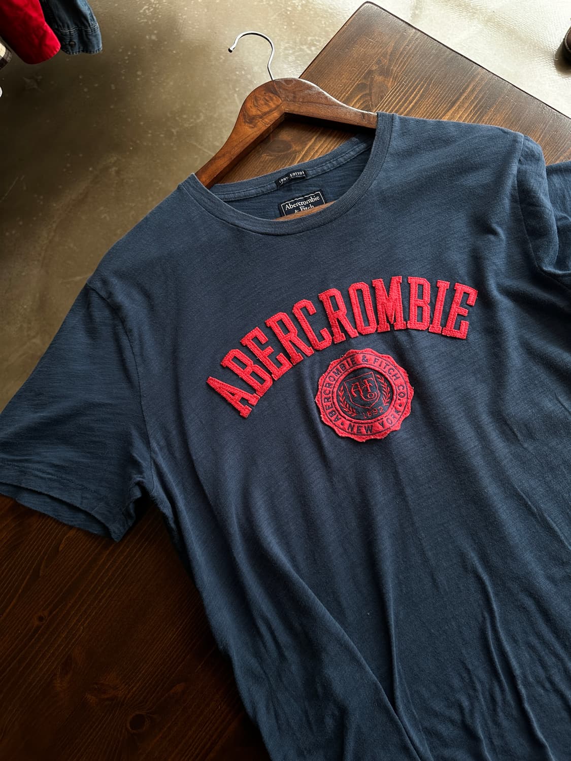 Abercrombie & Fitch Logo T-Shirt 상품이미지1