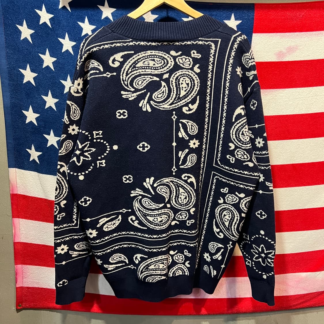 Standard 네이비 패턴 가디건 상품이미지2