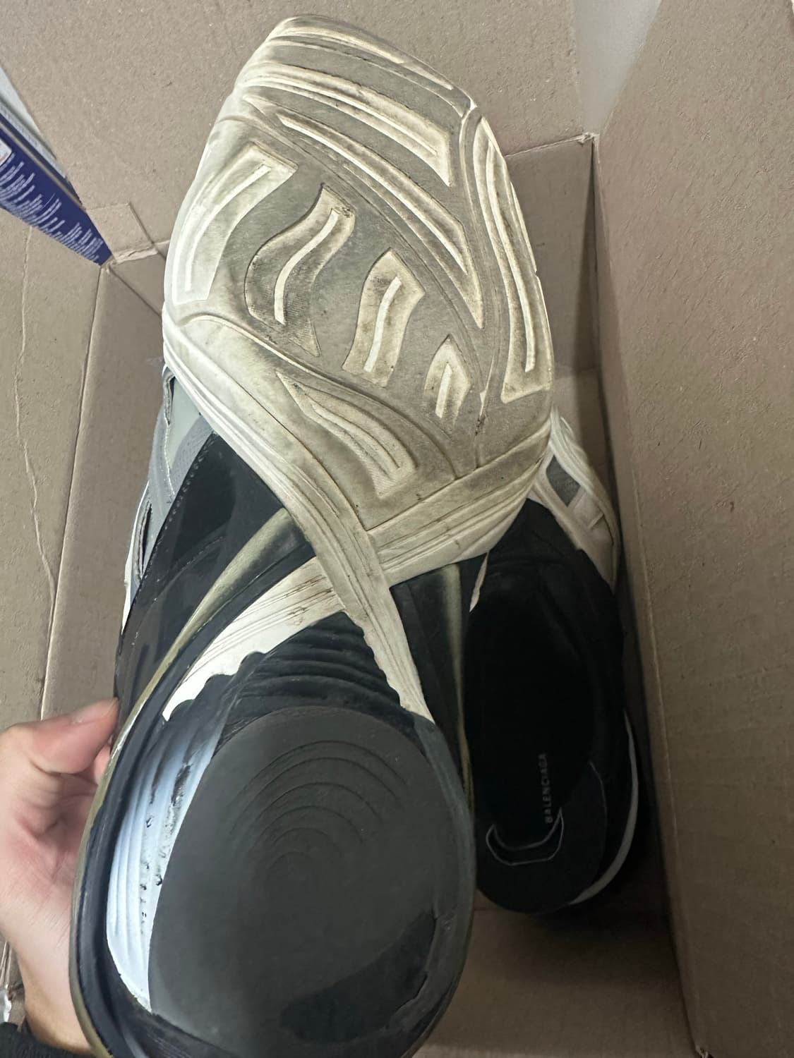 발렌시아가 타이렉스 43 상품이미지8