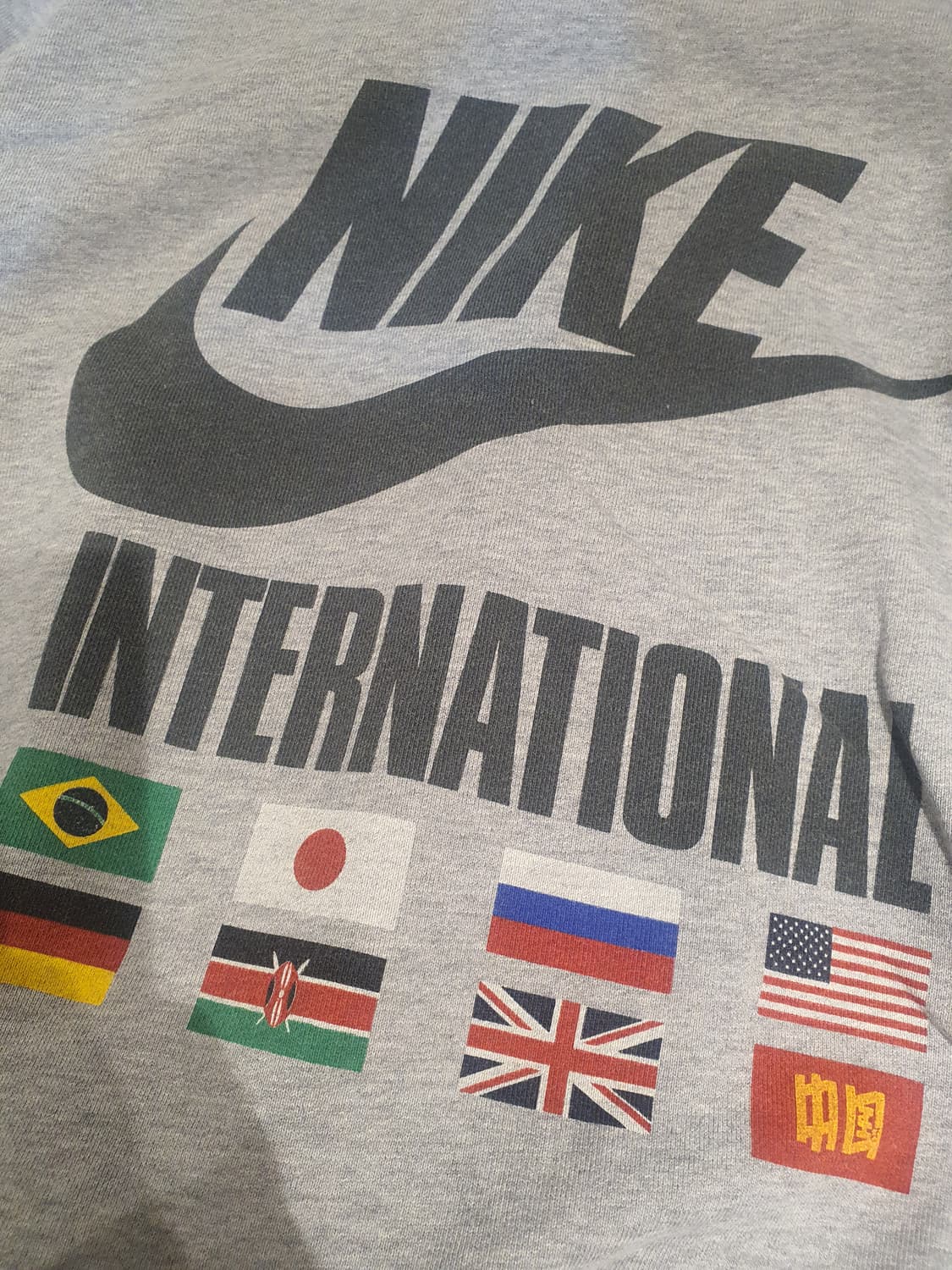 나이키 인터네셔날 맨투맨 상품이미지2