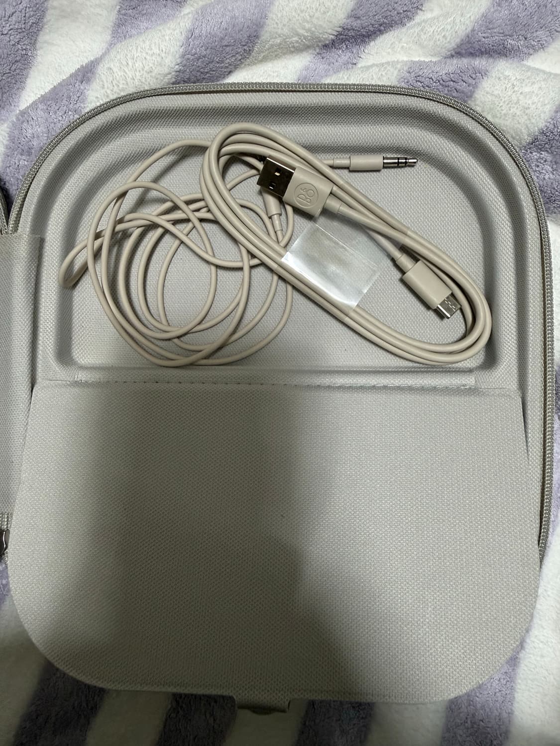 뱅앤올룹슨 해드셋 HX 샌드 판매합니당 상품이미지3