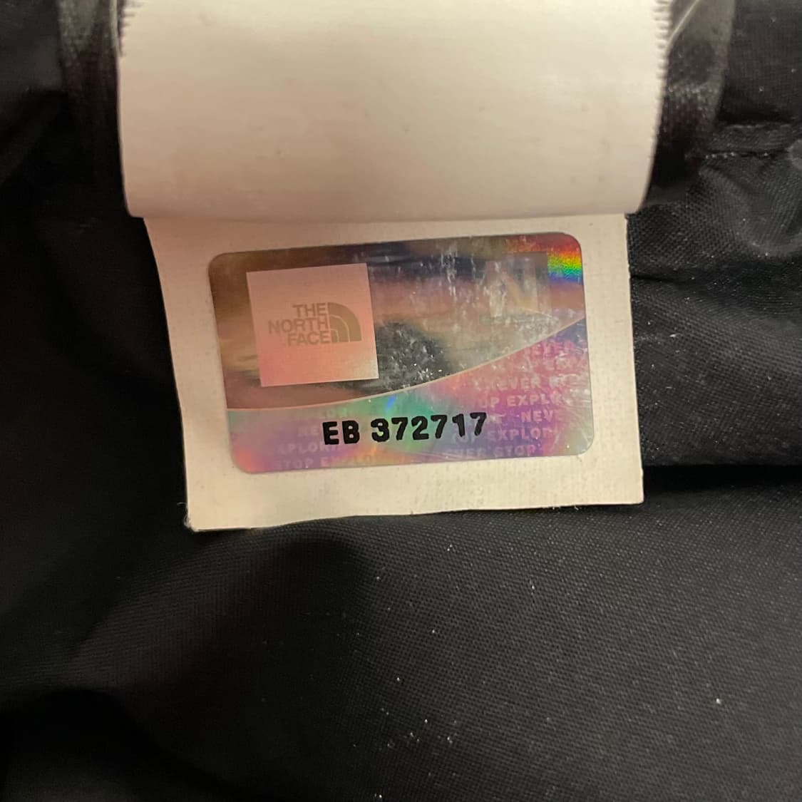 노스페이스 700 눕시 구스다운 블랙 유광 (해외판)    - 상품이미지7