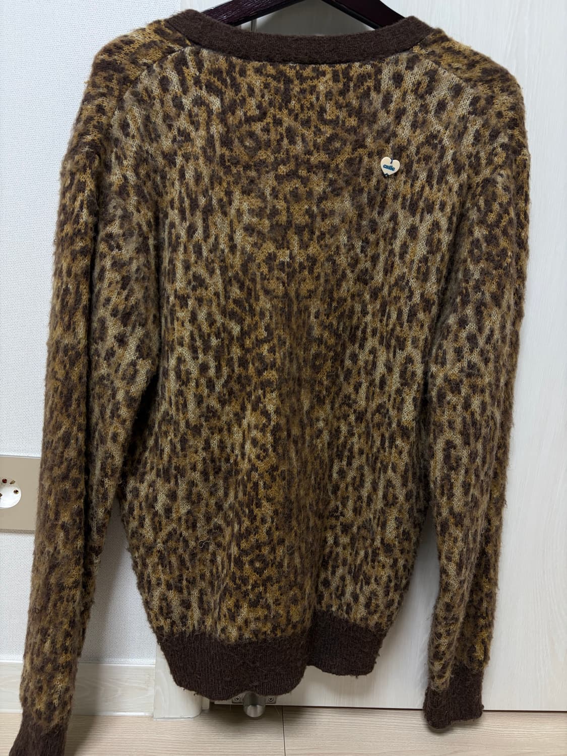 Asifcalie  LEOPARD KNIT CARDIGAN BROWN 상품이미지5