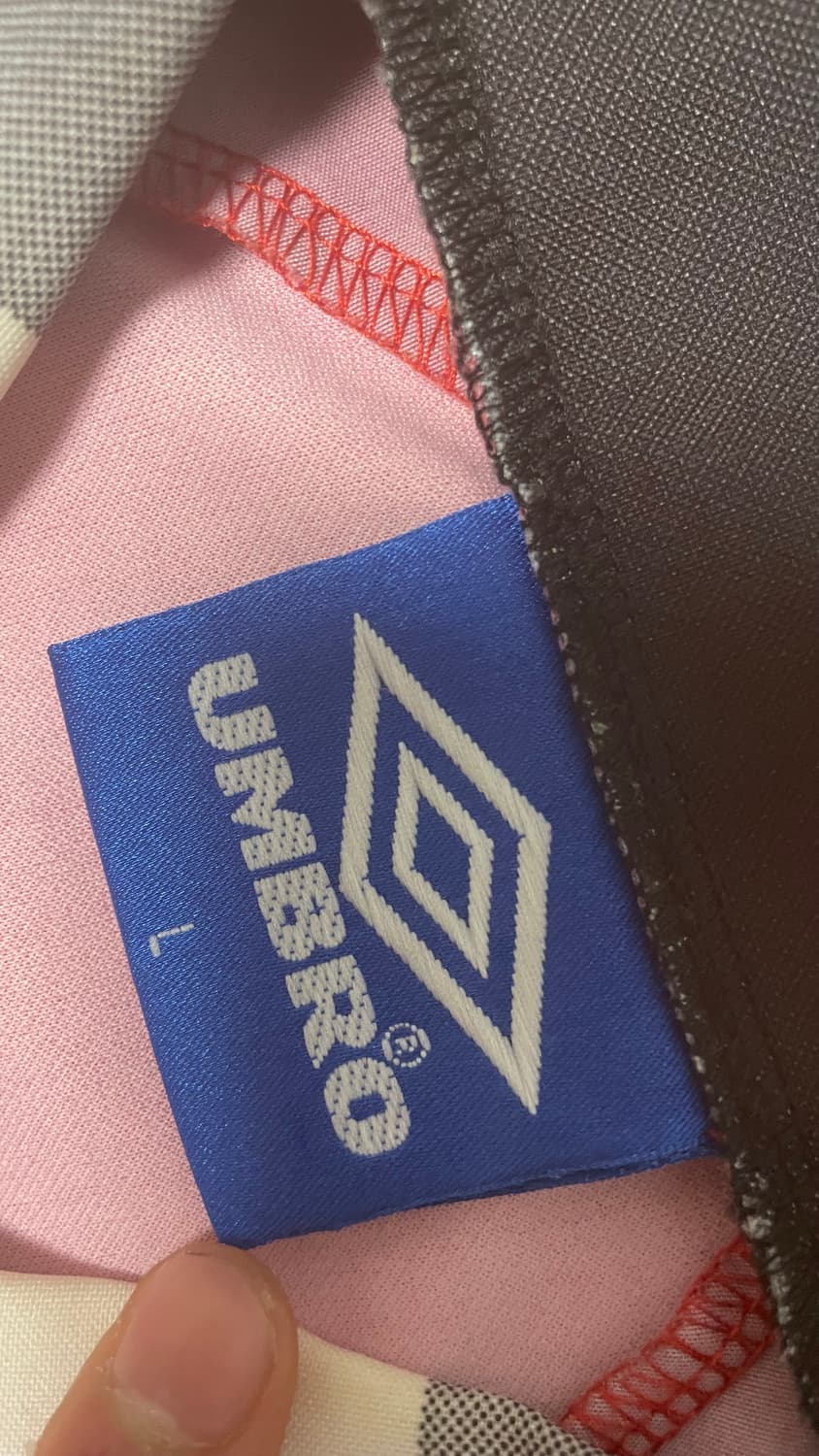 [인증가능] 96-98 맨유 칸토나 친필싸인 노마킹 홈 유니폼 판매 상품이미지6