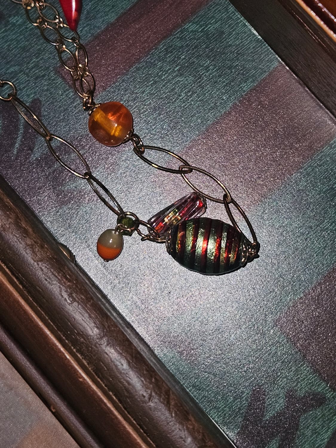 Vintage red&green necklace 상품이미지2