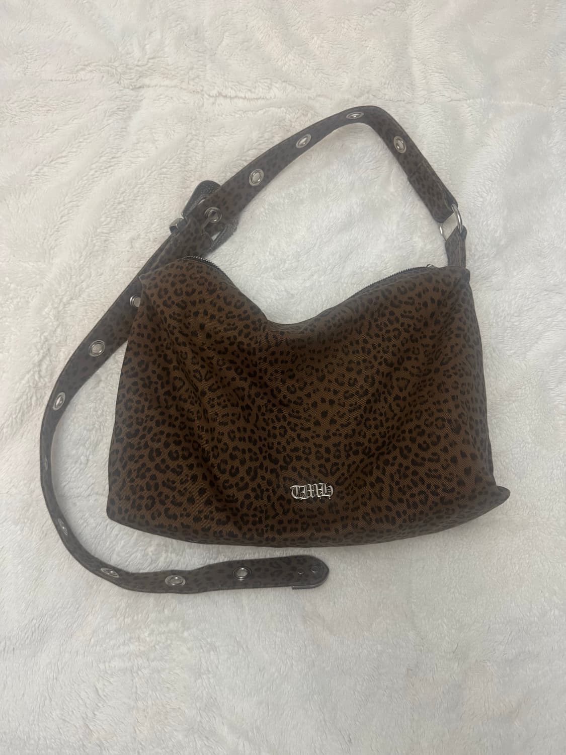 더미스테리어스호텔 웨스턴 호보백 상품이미지5