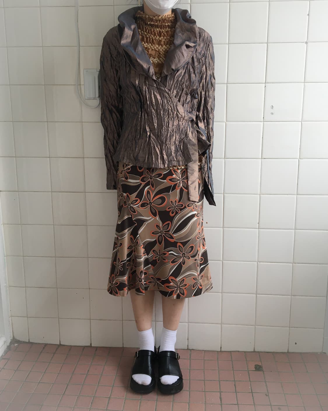 Tied wrap glossy pleats jacket 상품이미지5