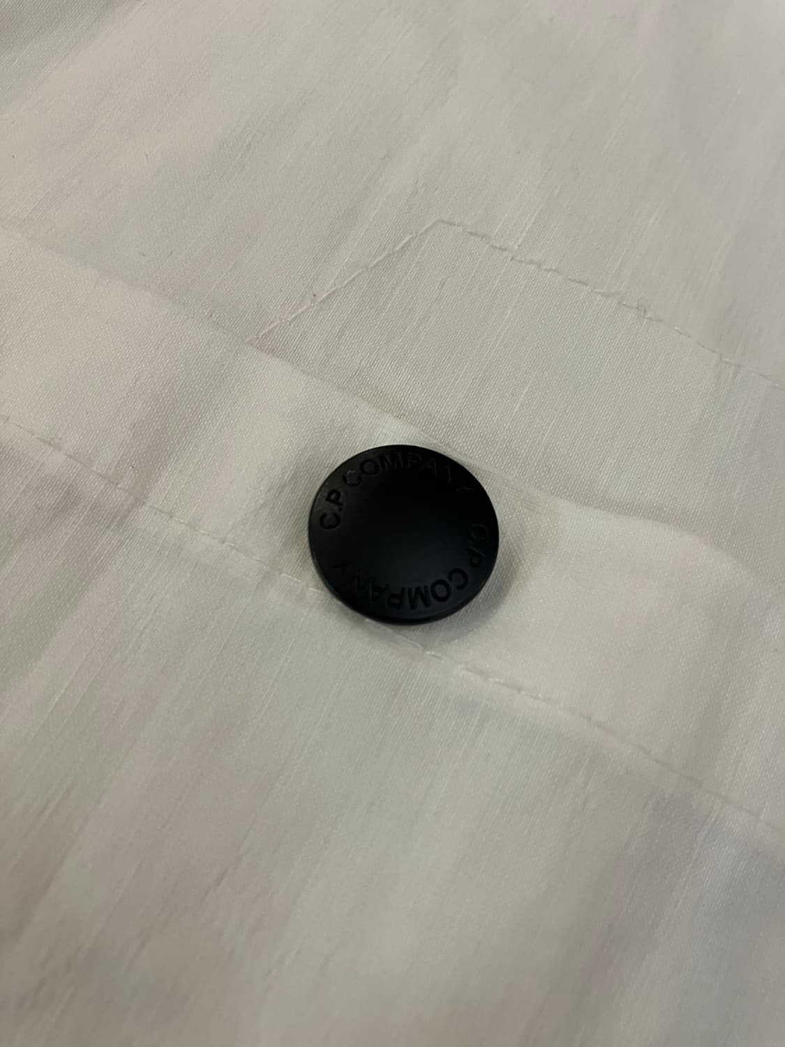 CP 컴퍼니 렌즈와펜 화이트 셔츠 자켓 오버셔츠 상품이미지2