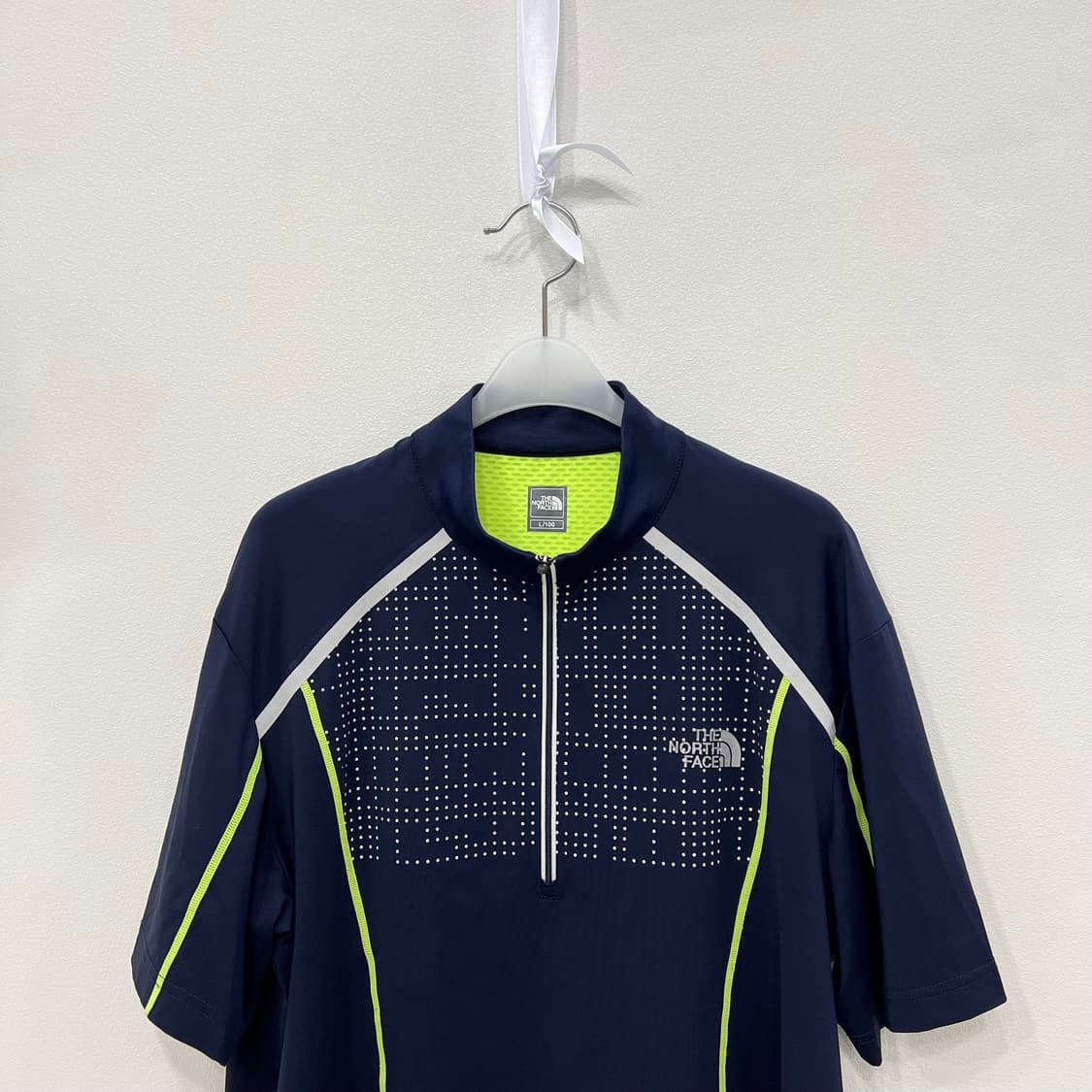 노스페이스 하프넥 티셔츠 상품이미지2