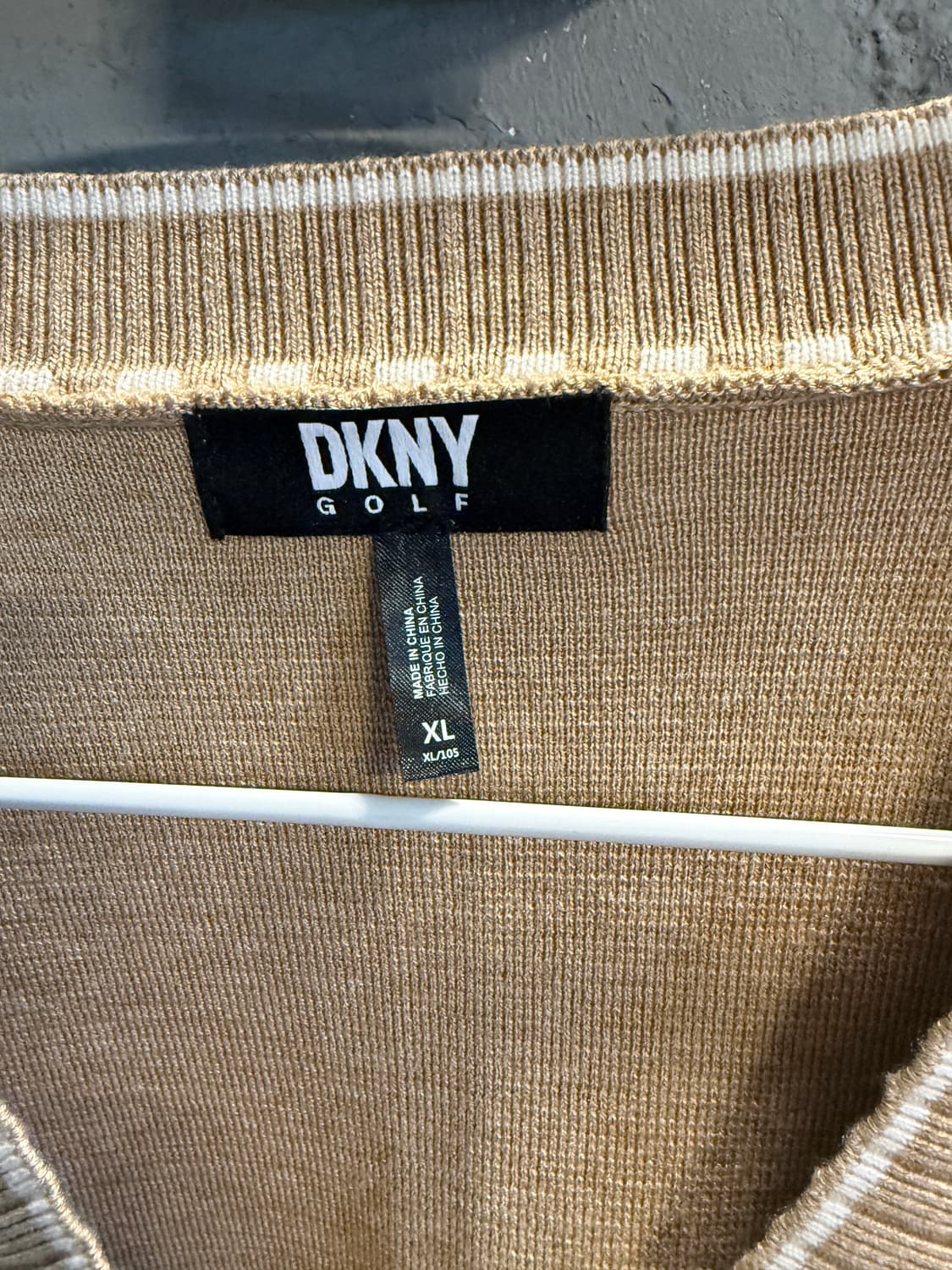 DKNY 골프 브이넥 니트 가디건 베이지 XL 상품이미지5