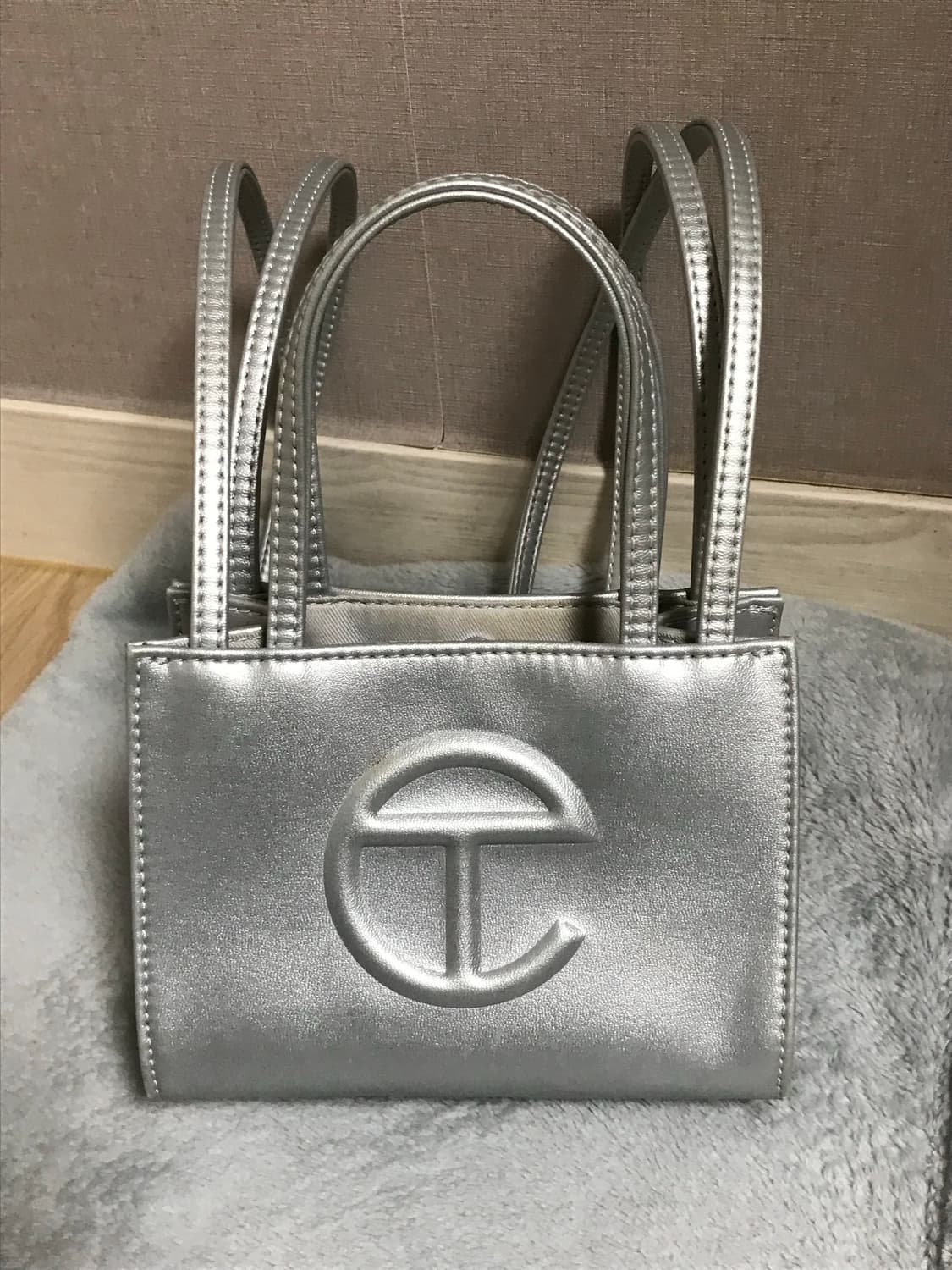 텔파 쇼퍼백 (스몰/실버) 상품이미지1