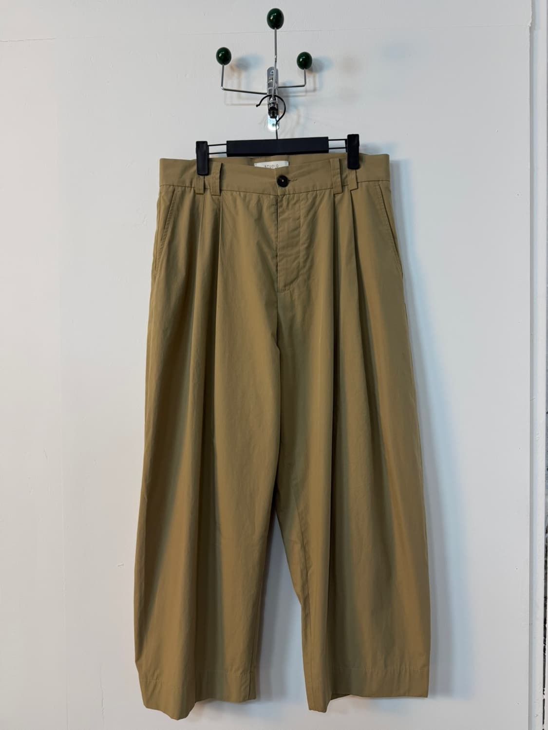 스튜디오 니콜슨 딥 플리츠 볼륨 팬츠 상품이미지2