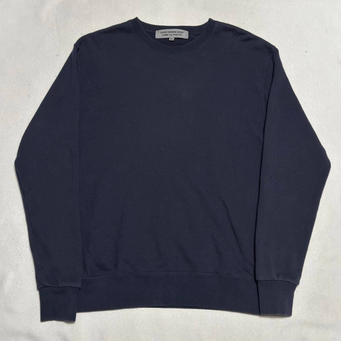 M 꼼데가르송 CDG 로고 네이비 맨투맨 상품이미지3