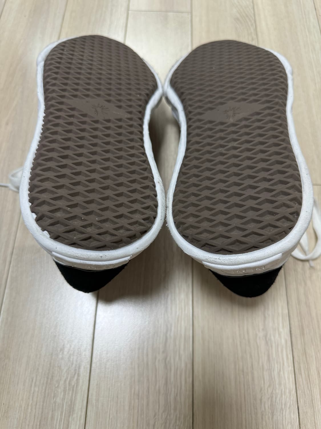 [42] 미하라야스히로 체커보드 스니커즈 상품이미지6