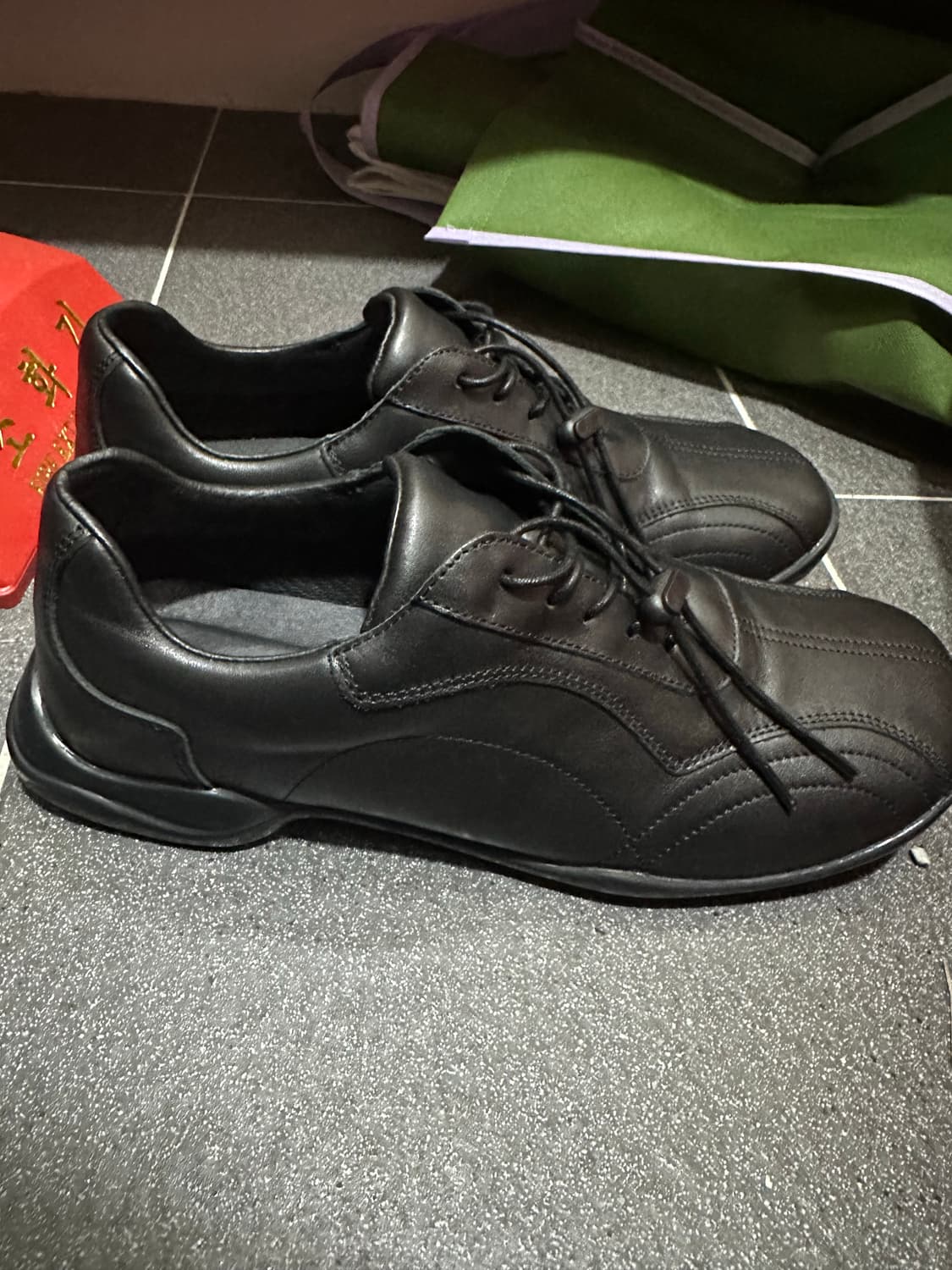 페몬트 스퀘어 신발 판매합니다 상품이미지2