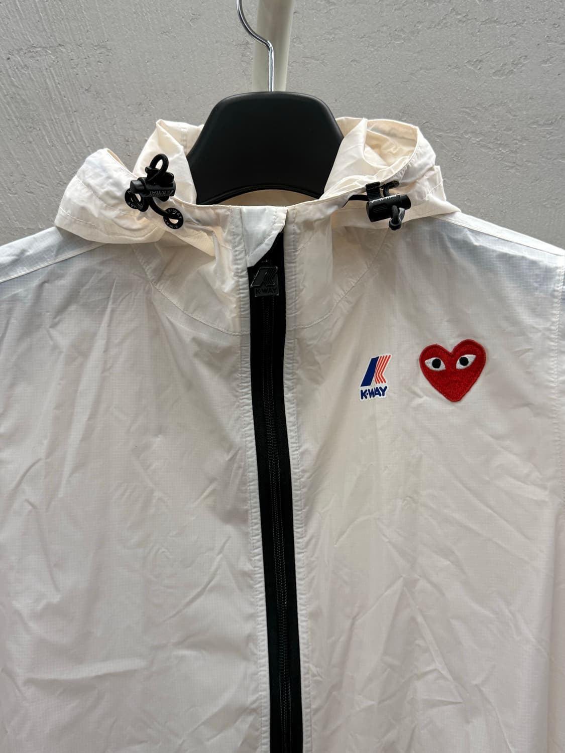 플레이 꼼데가르송 x 까웨 풀 집 자켓 화이트 XS 상품이미지3