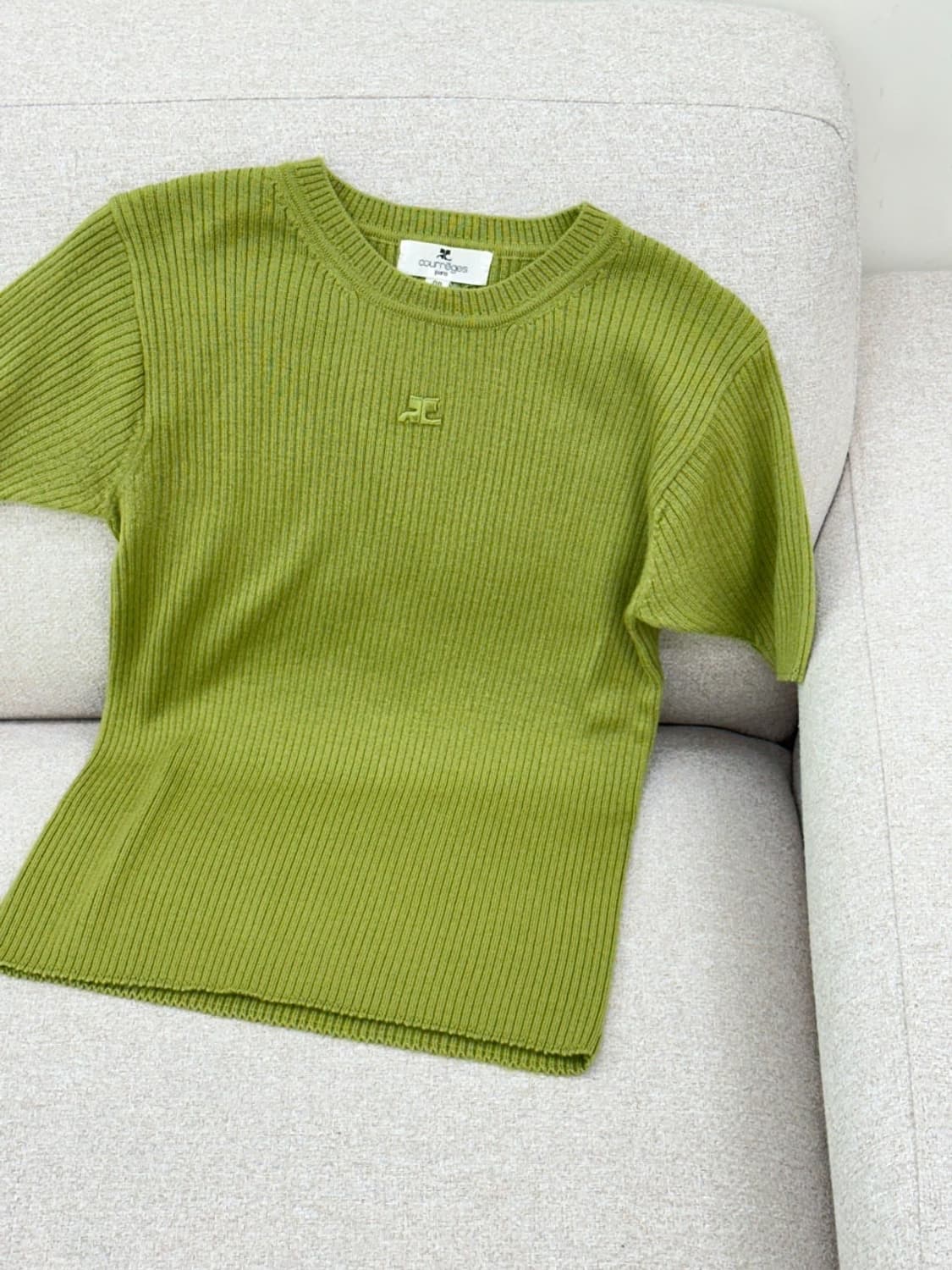 courreges / 꾸레쥬 올리브그린 골지 울 반팔 니트  상품이미지2