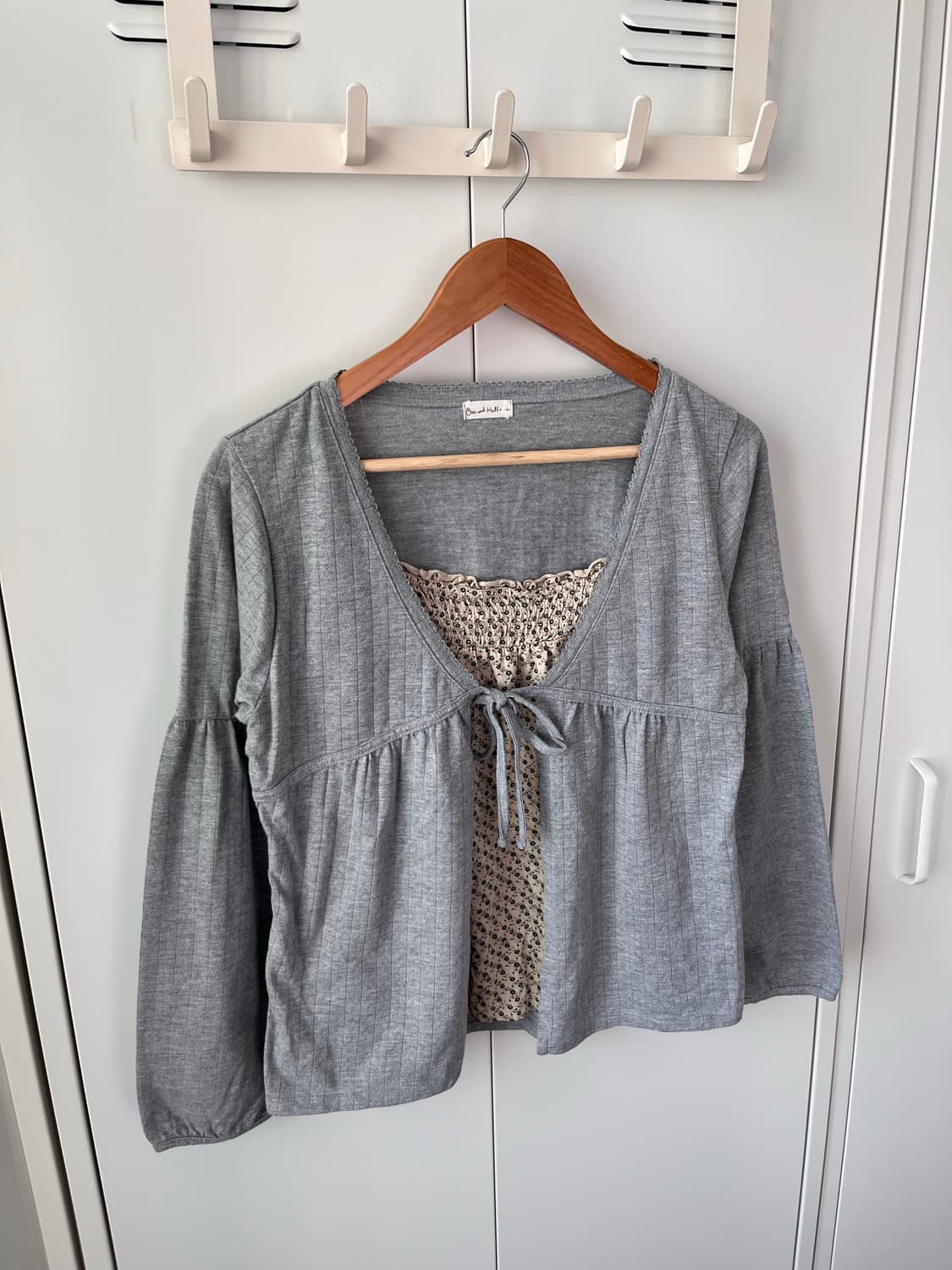 One and holf 잔꽃 바선생 레이어드 티셔츠 상품이미지8