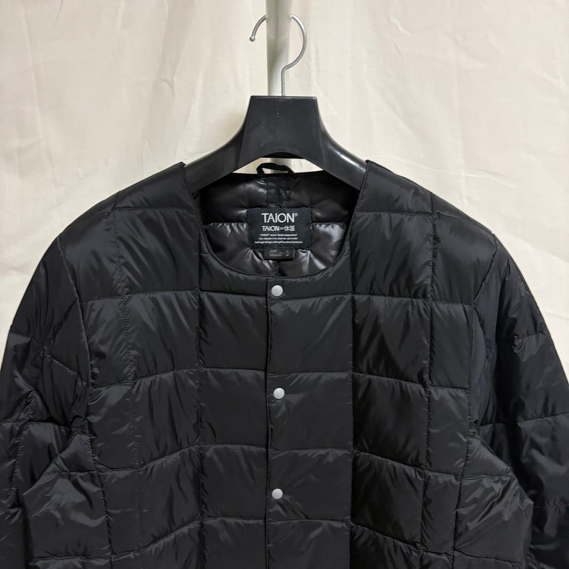 타이온 크루넥 경량다운 패딩 / 블랙, L 상품이미지2