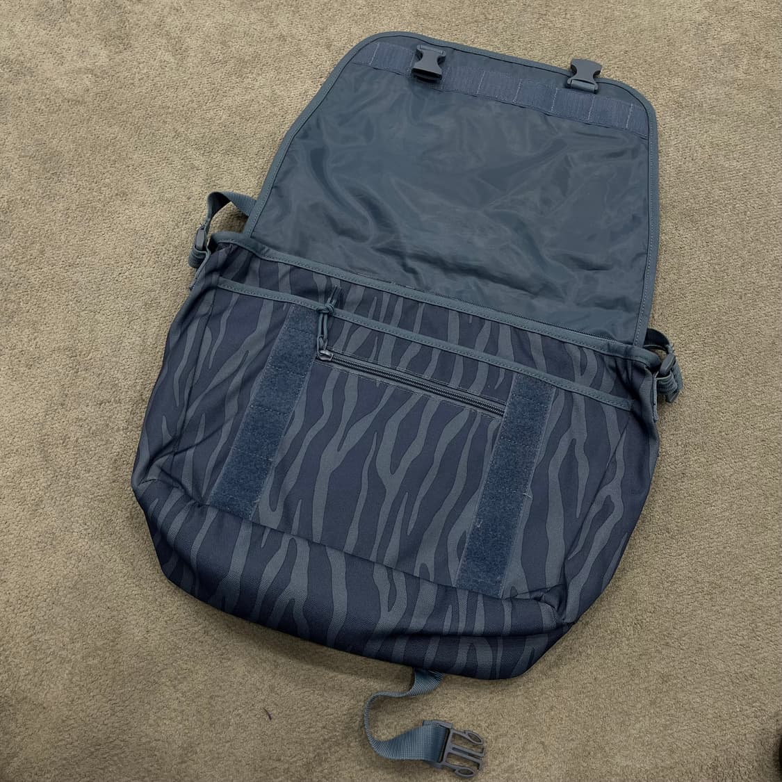 컨버스 크로스 메신저백 상품이미지2