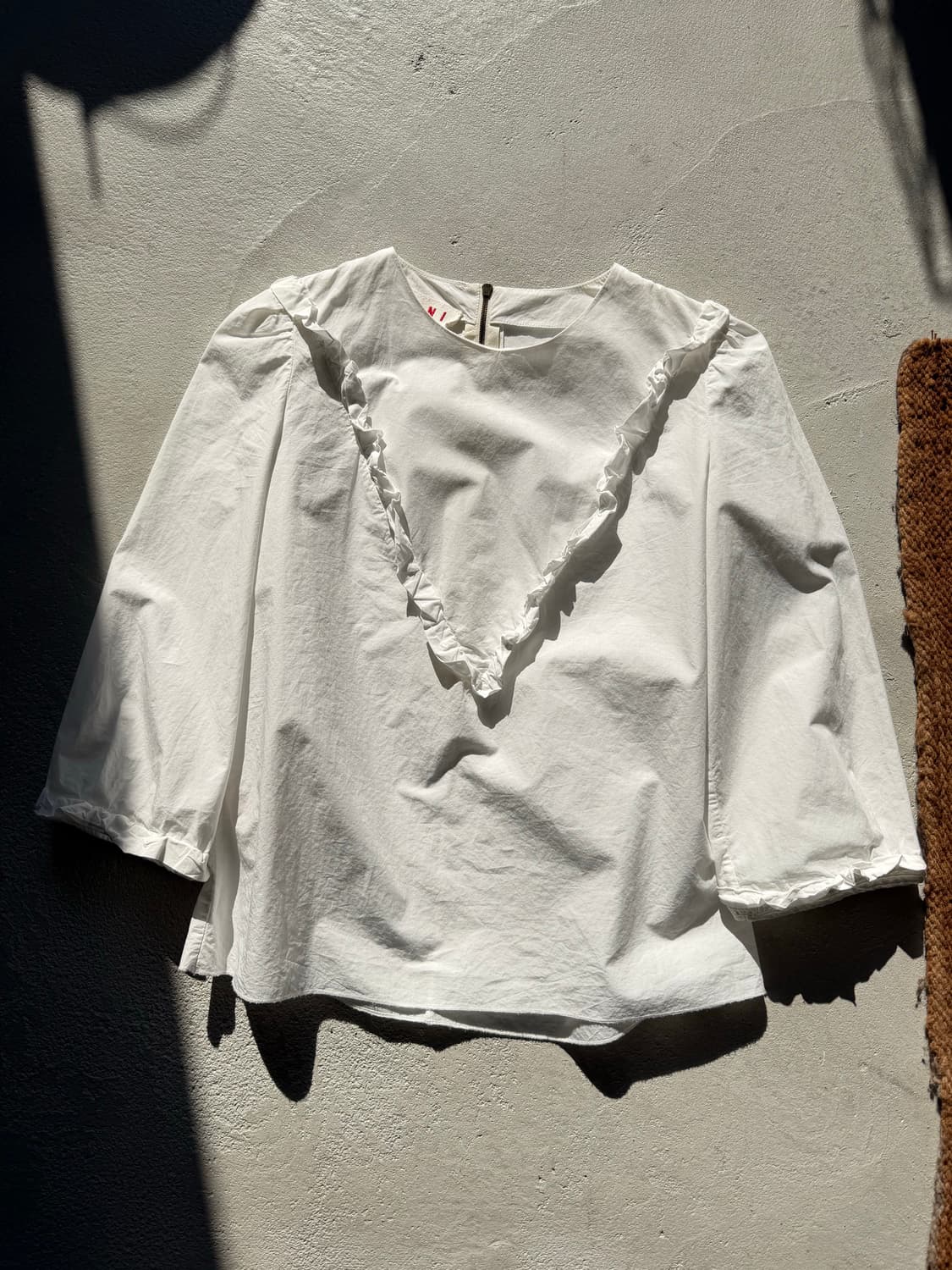 white frill cotton blouse 상품이미지1