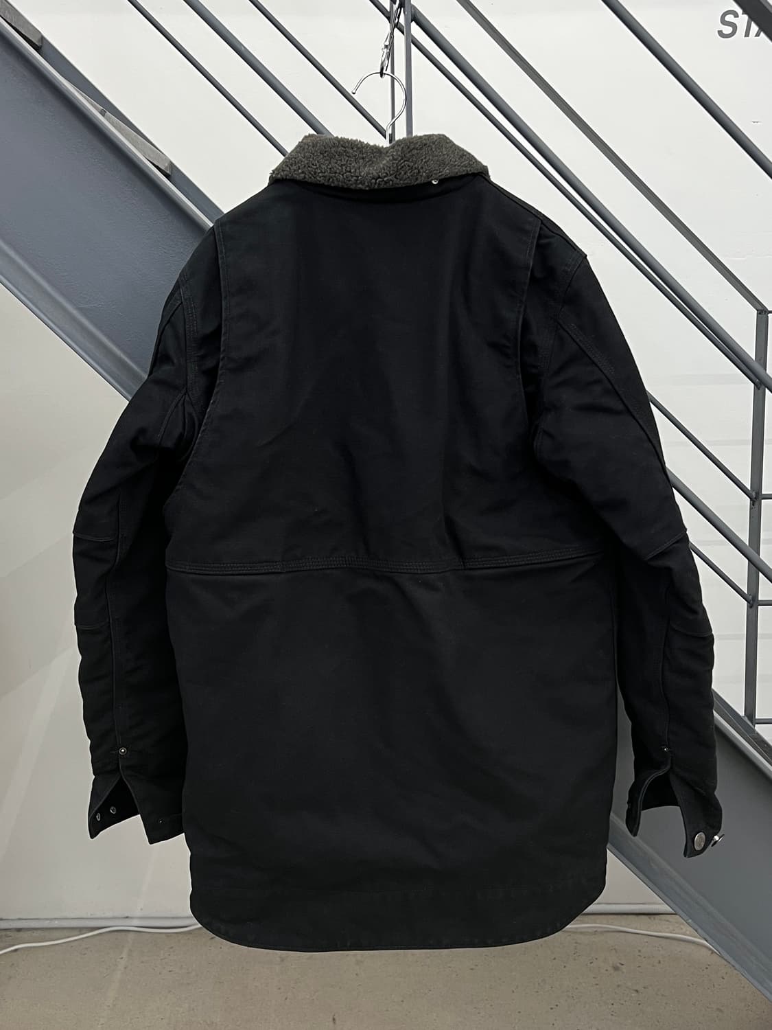 칼하트 풀스윙 초어코트 블랙 상품이미지4