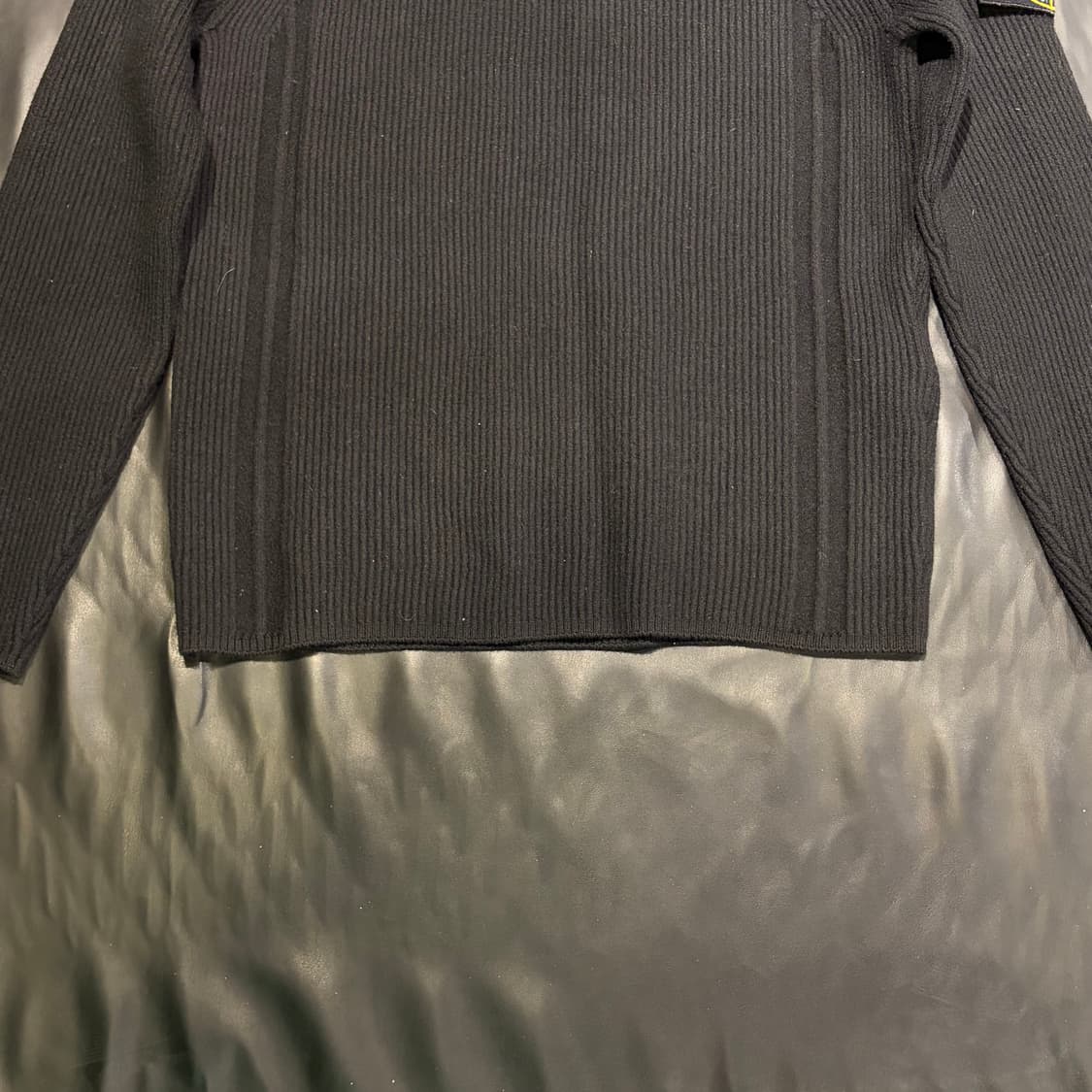 스톤아일랜드 와펜 패치 니트 상품이미지5