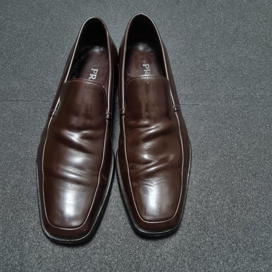 프라다 스퀘어토 로퍼 브라운 상품이미지1