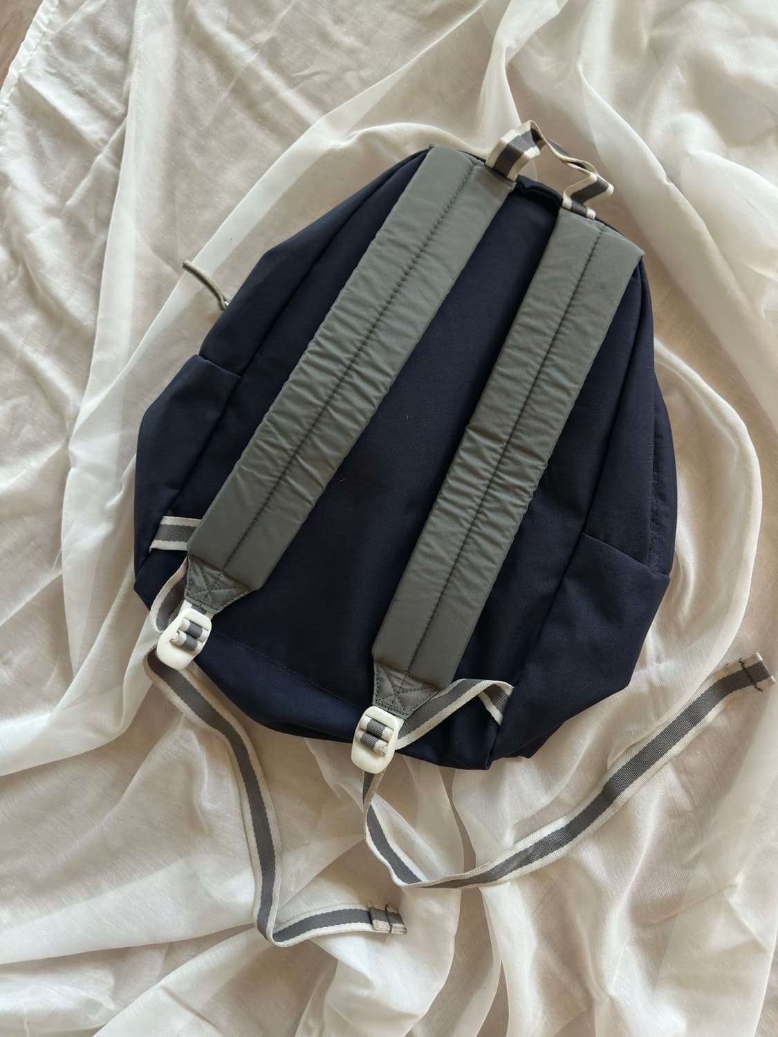 이스트팩 백팩 상품이미지3