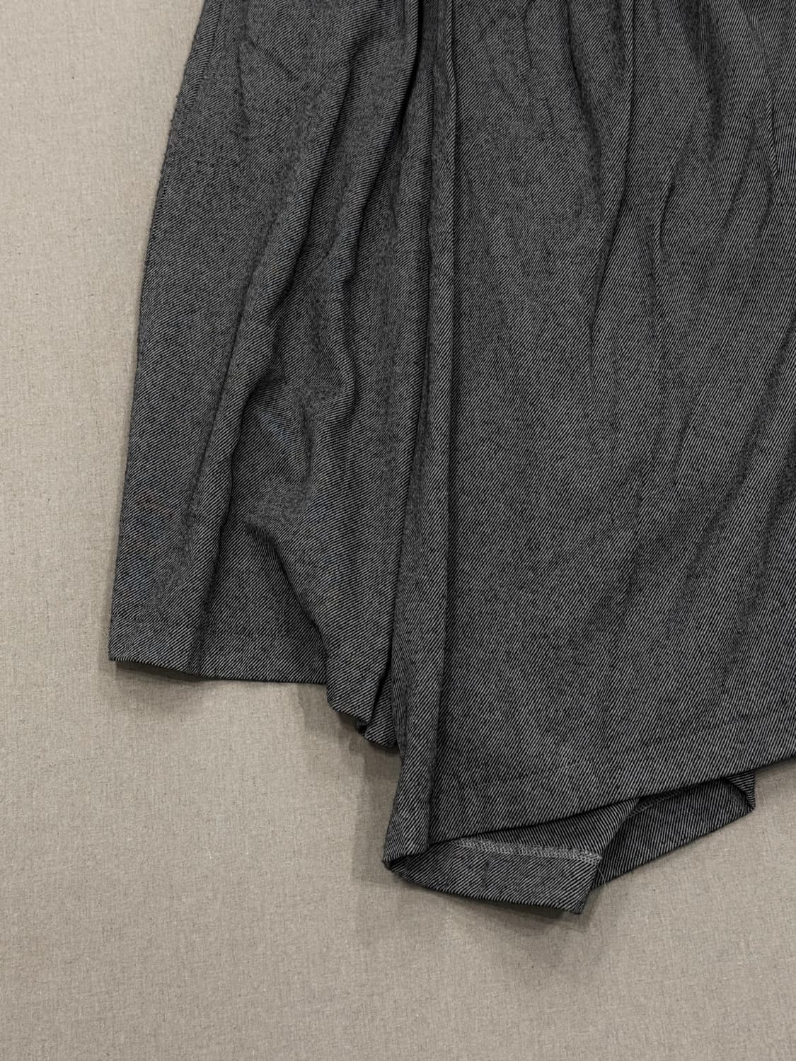 꼼데가르송 꼼꼼 15ss 비대칭 랩 스커트 팬츠 상품이미지4