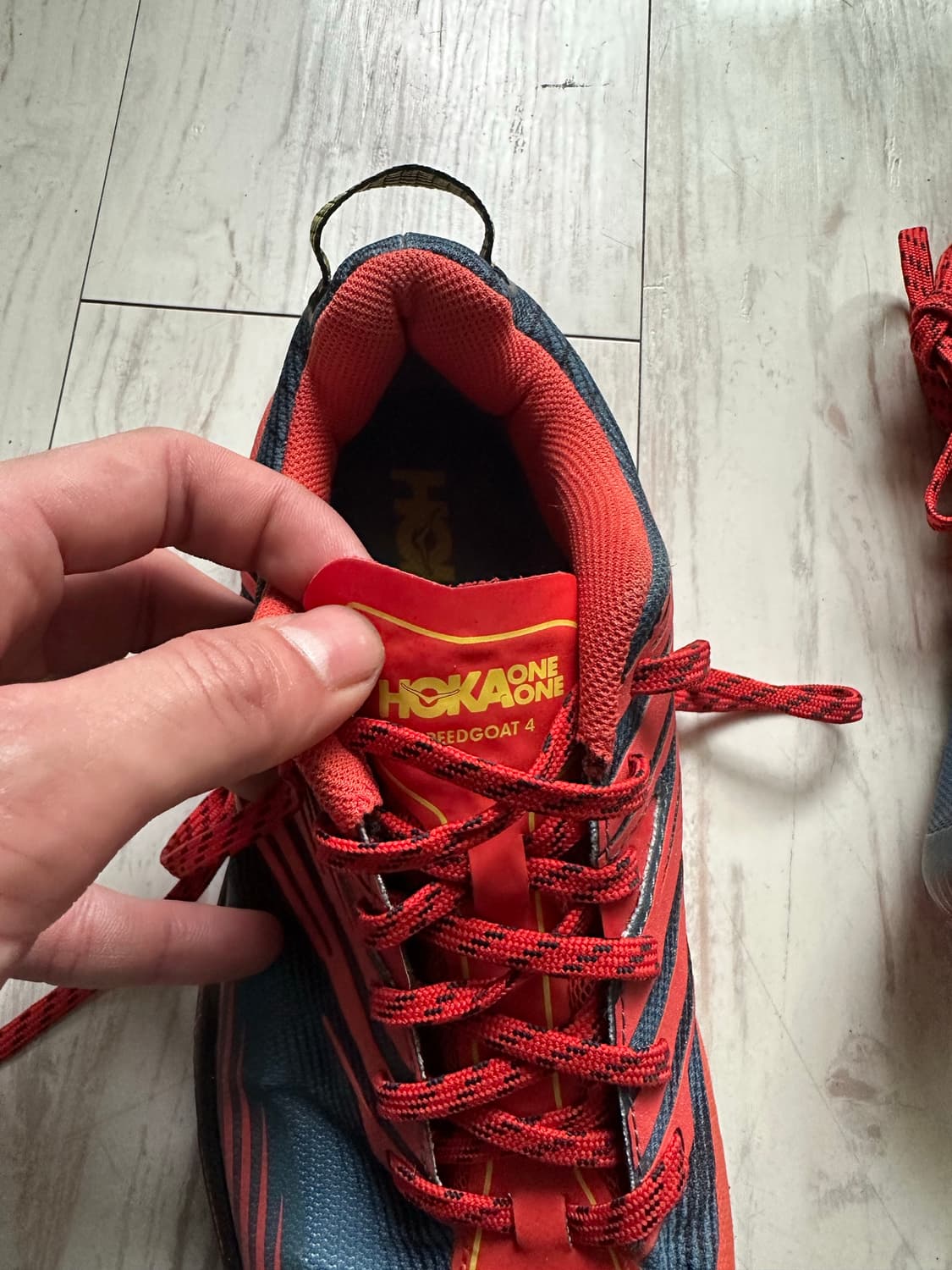 호카 스피드고트 4 트레일 러닝화 255mm 상품이미지4