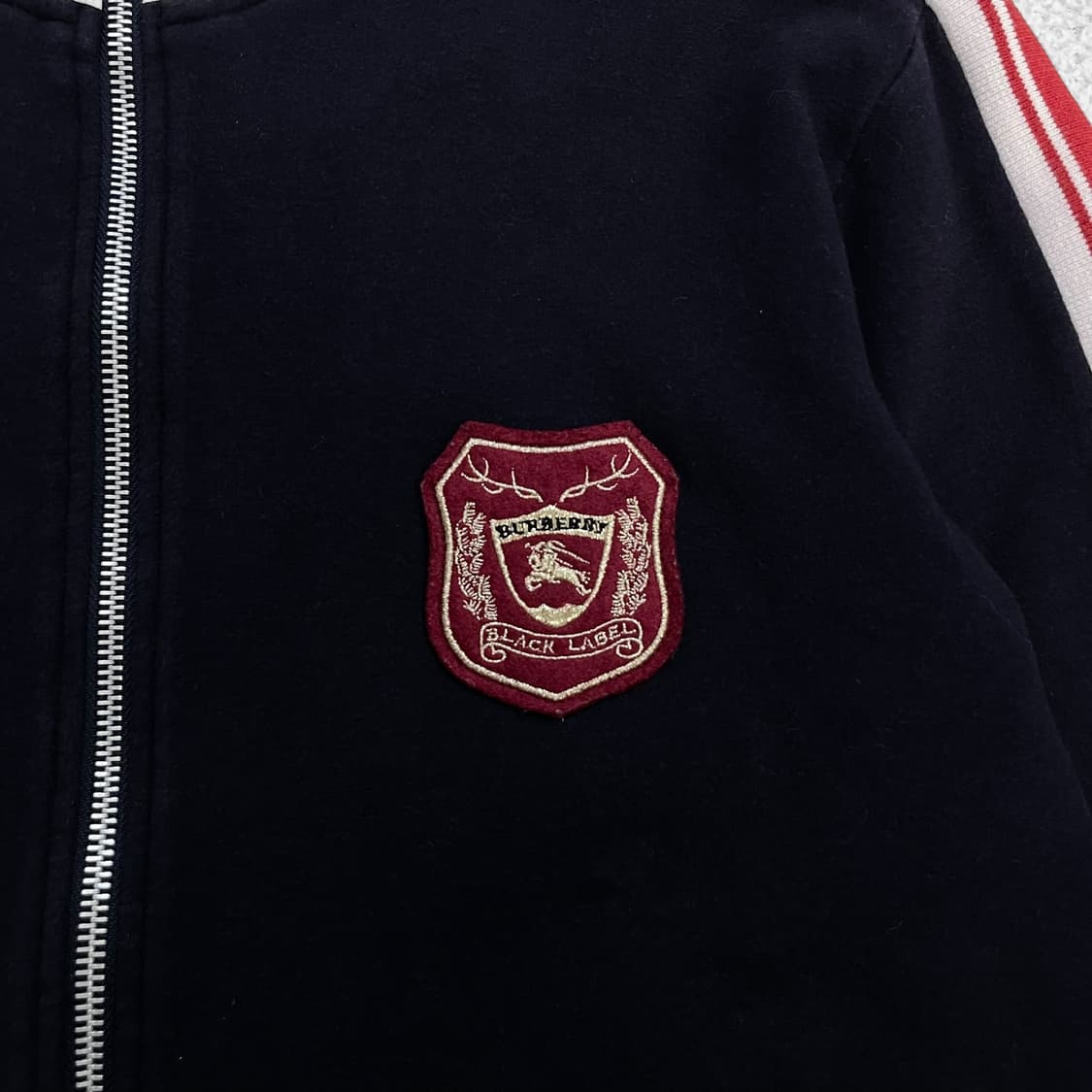 버버리 Burberry 블랙 라벨 크레스트 로고 집업 자켓 상품이미지3