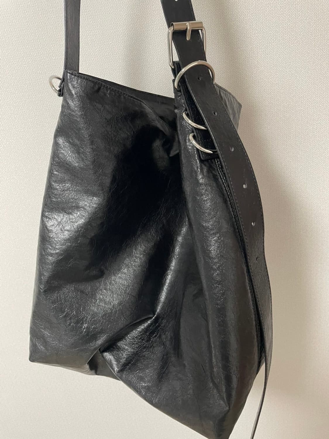 (구매) LCDC FAUX LEATHER BELT-STRAP BAG 상품이미지1