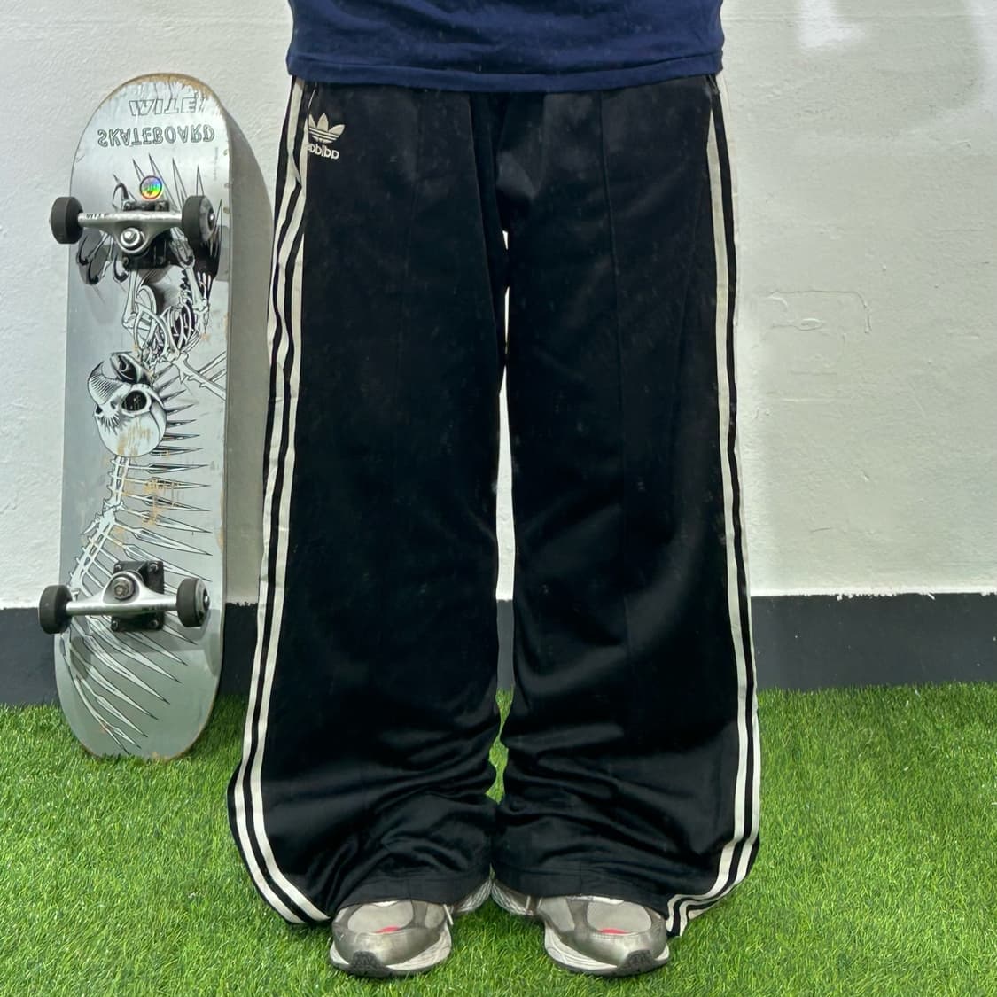 “ Adidas “ black firebird pant 상품이미지2