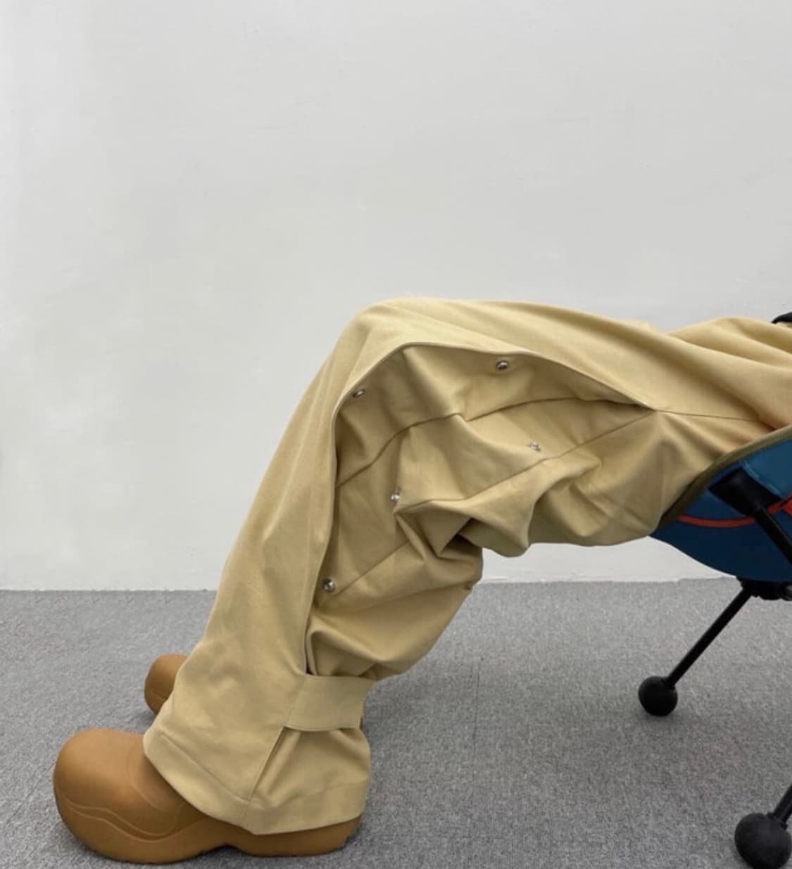 [1] 논노드 플렉서블 팬츠 베이지 상품이미지1